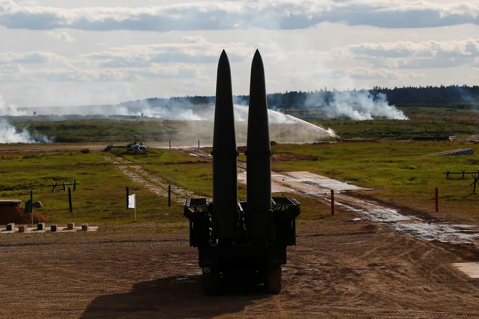 Rússia realiza exercício militar com disparo simulado de mísseis nucleares