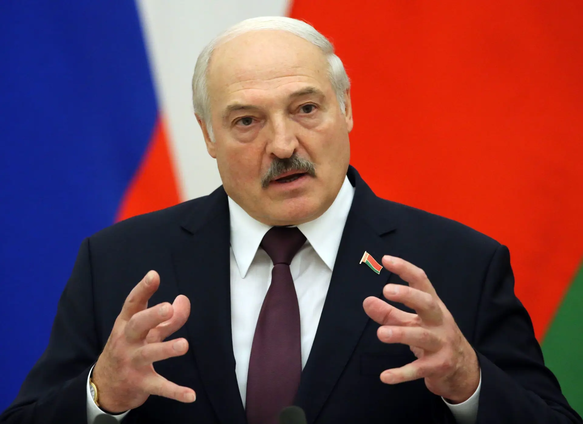 Presidente da Bielorrússia diz que “uso de armas nucleares seria inaceitável” 