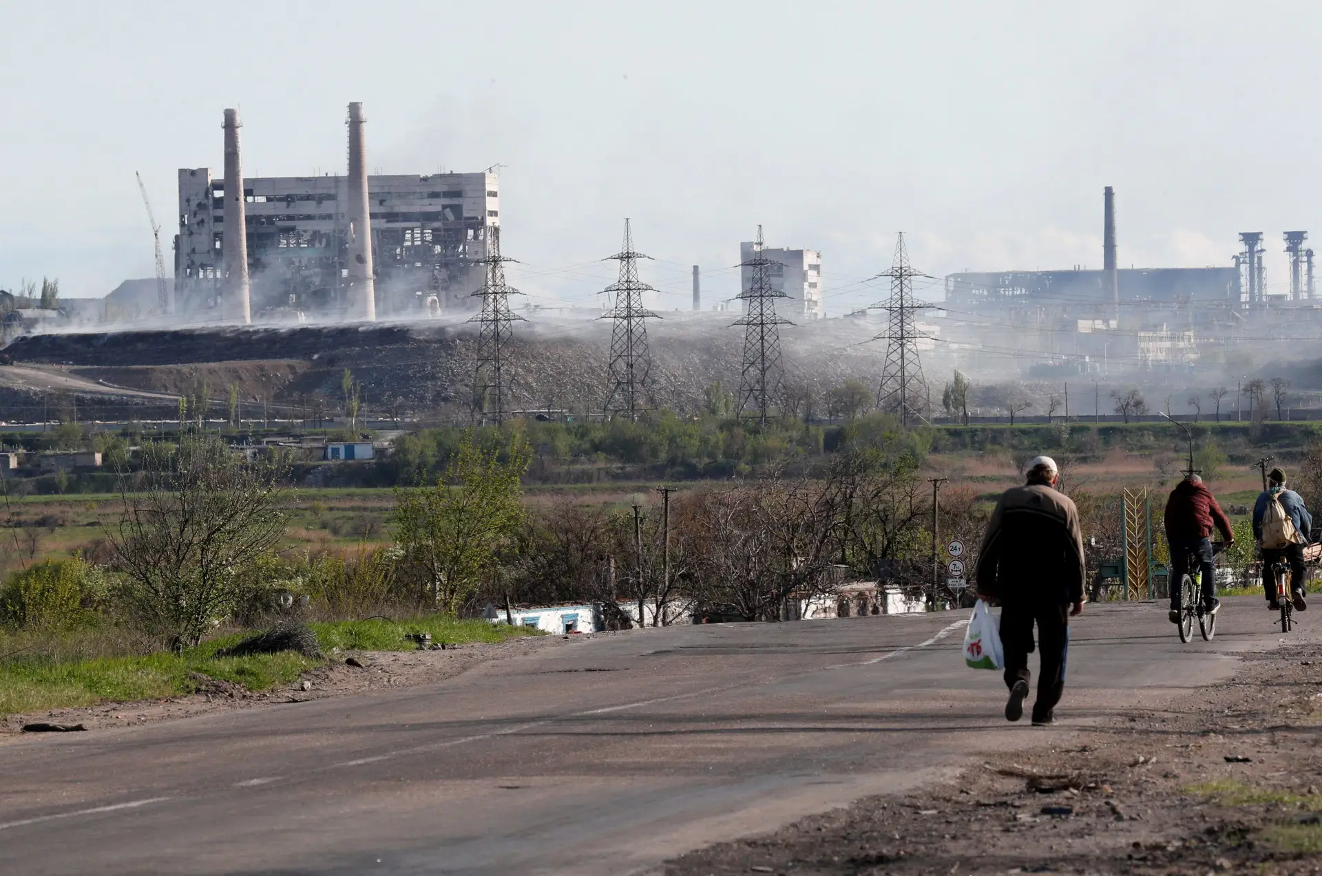 Depois da retirada de civis de Azovstal, Moscovo pode estar perto de conquistar Mariupol