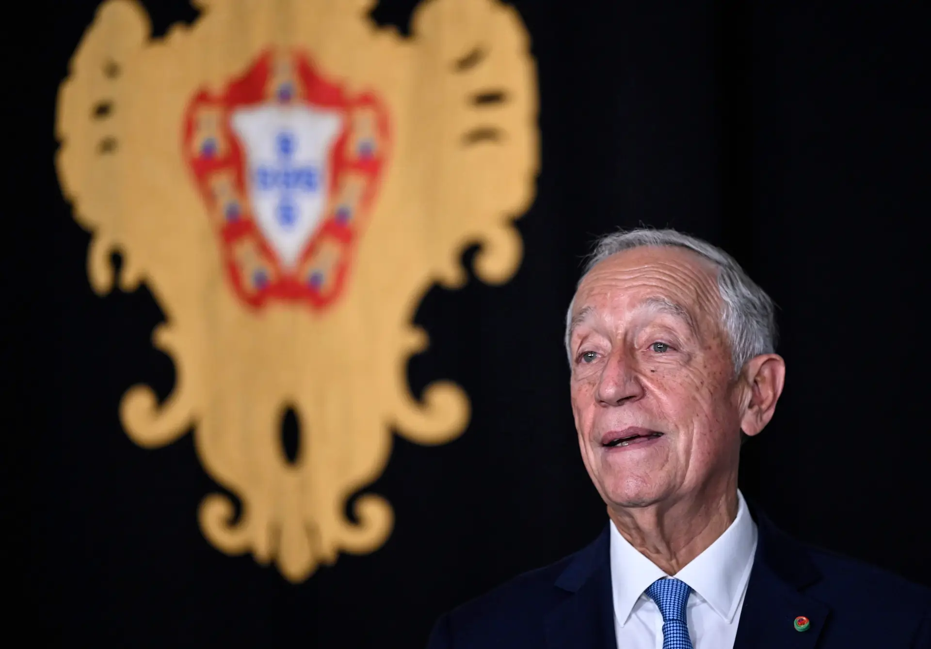 Presidente da República ouve hoje partidos com representação parlamentar