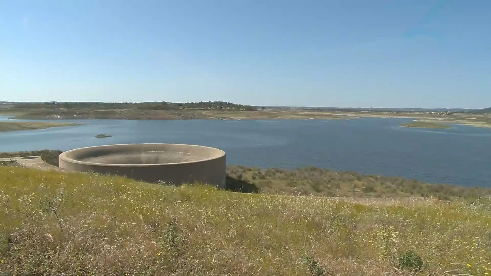 Seca no Alentejo: barragem do Monte da Rocha com nível de água abaixo dos 15%