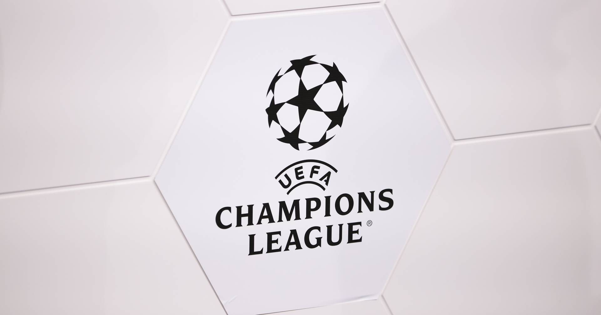 Uefa aprova novo formato da Champions League para 2024