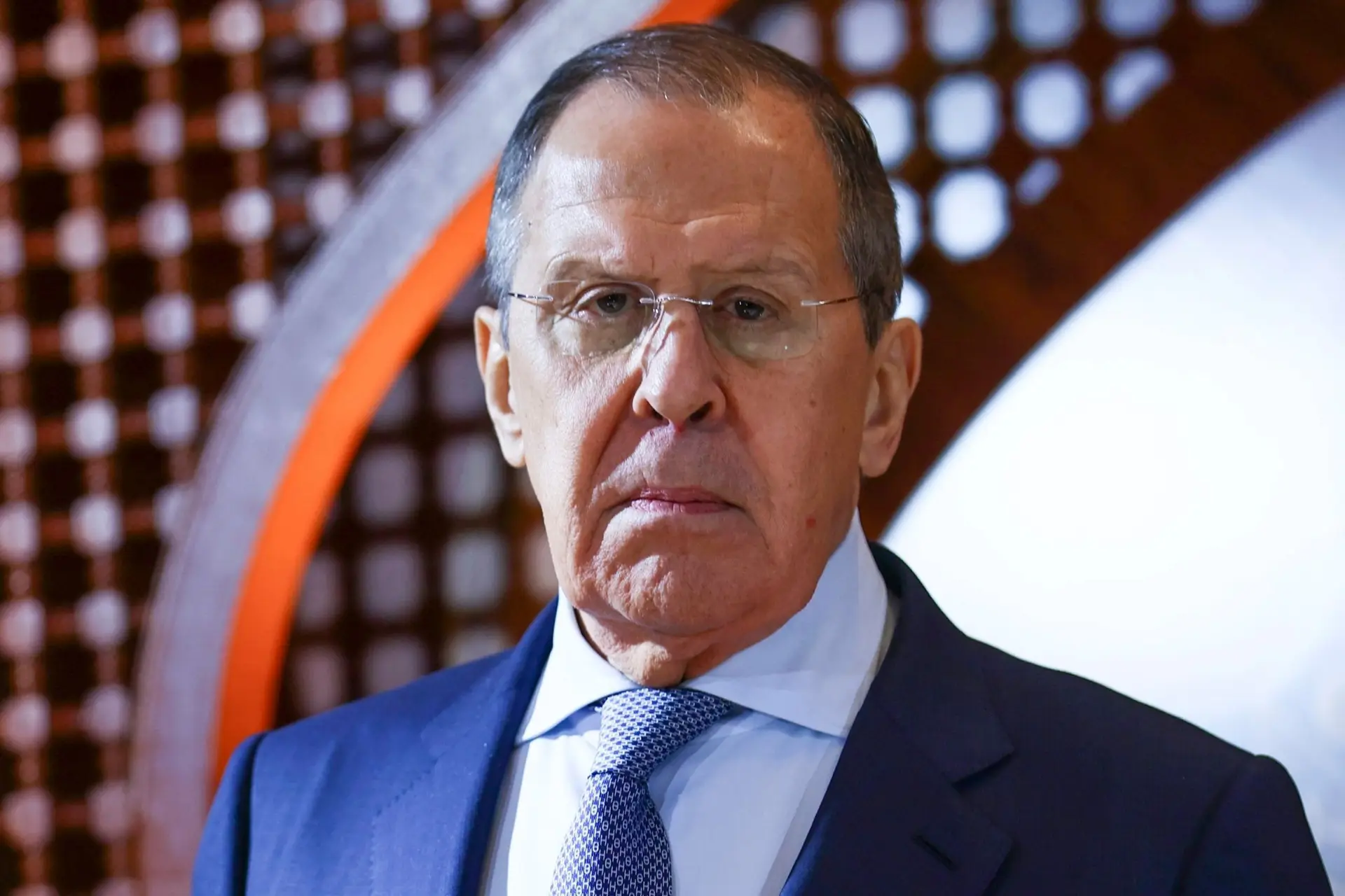 Rússia avisa NATO para risco de conflito “se transformar numa verdadeira guerra nuclear”, Lavrov ameaça com retaliações