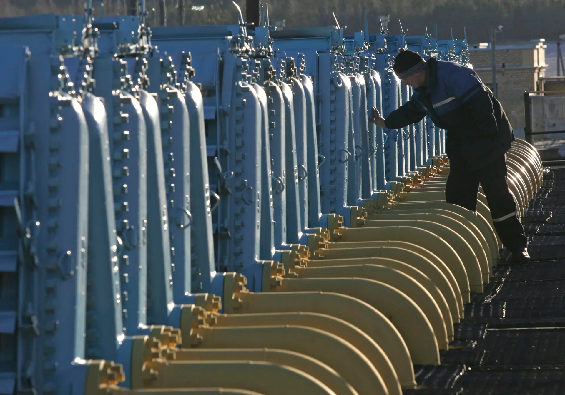 Gazprom suspende fornecimento de gás à Europa através do gasoduto Yamal