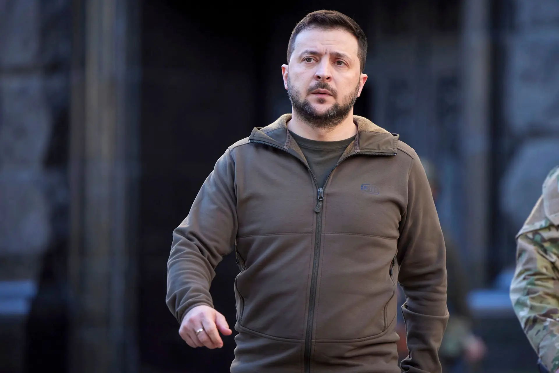 Zelensky agradece aos Estados Unidos por novo pacote de ajuda