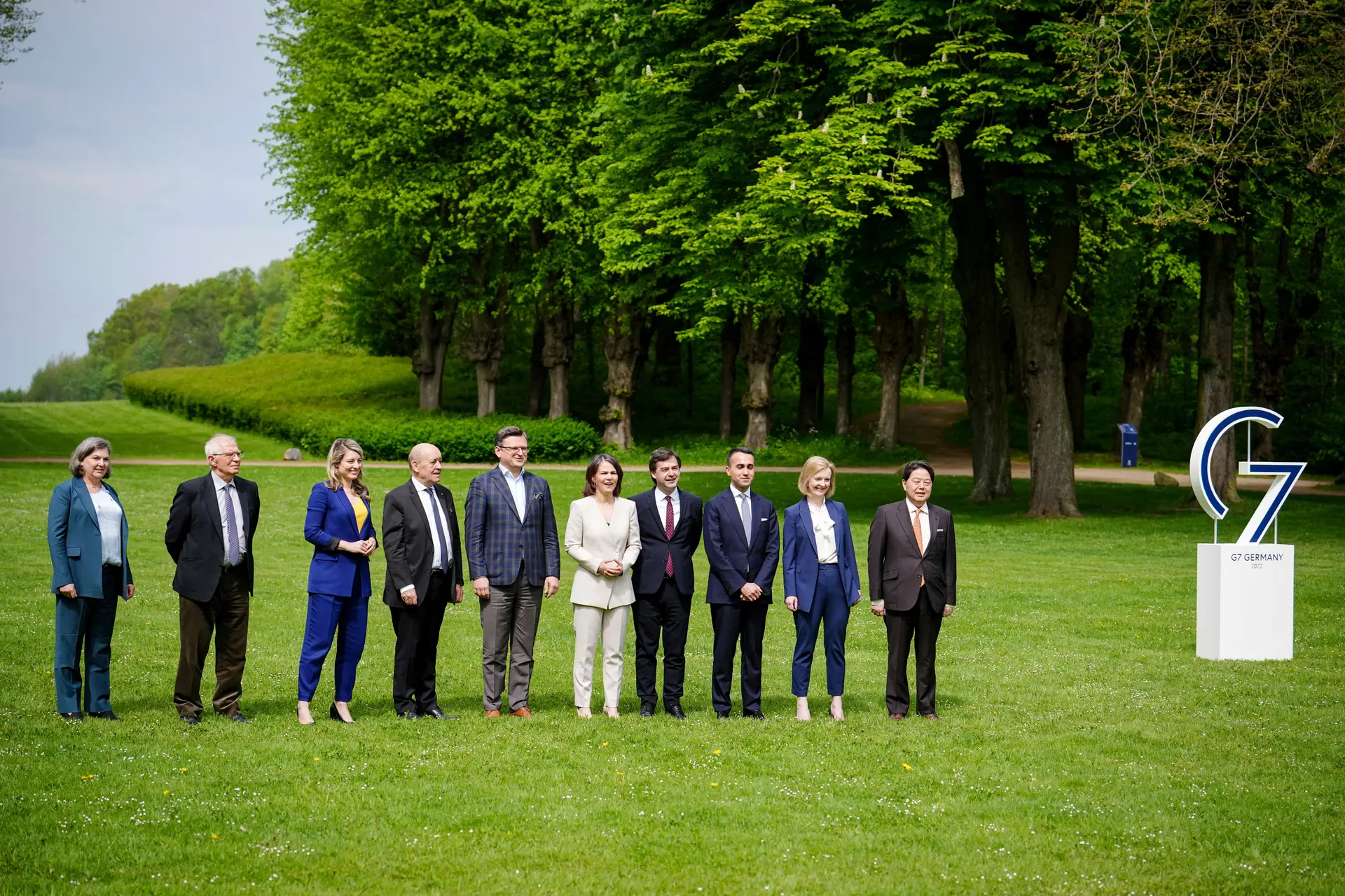 G7 “nunca reconhecerá fronteiras que Rússia pretende impor pela força”