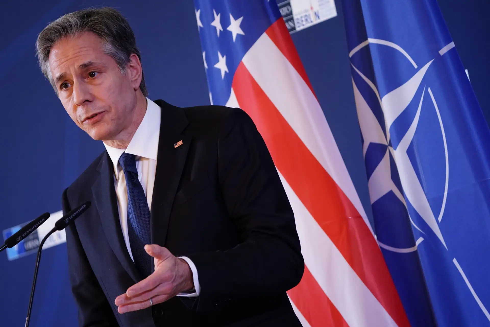 EUA apoiam adesão da Finlândia e da Suécia à NATO