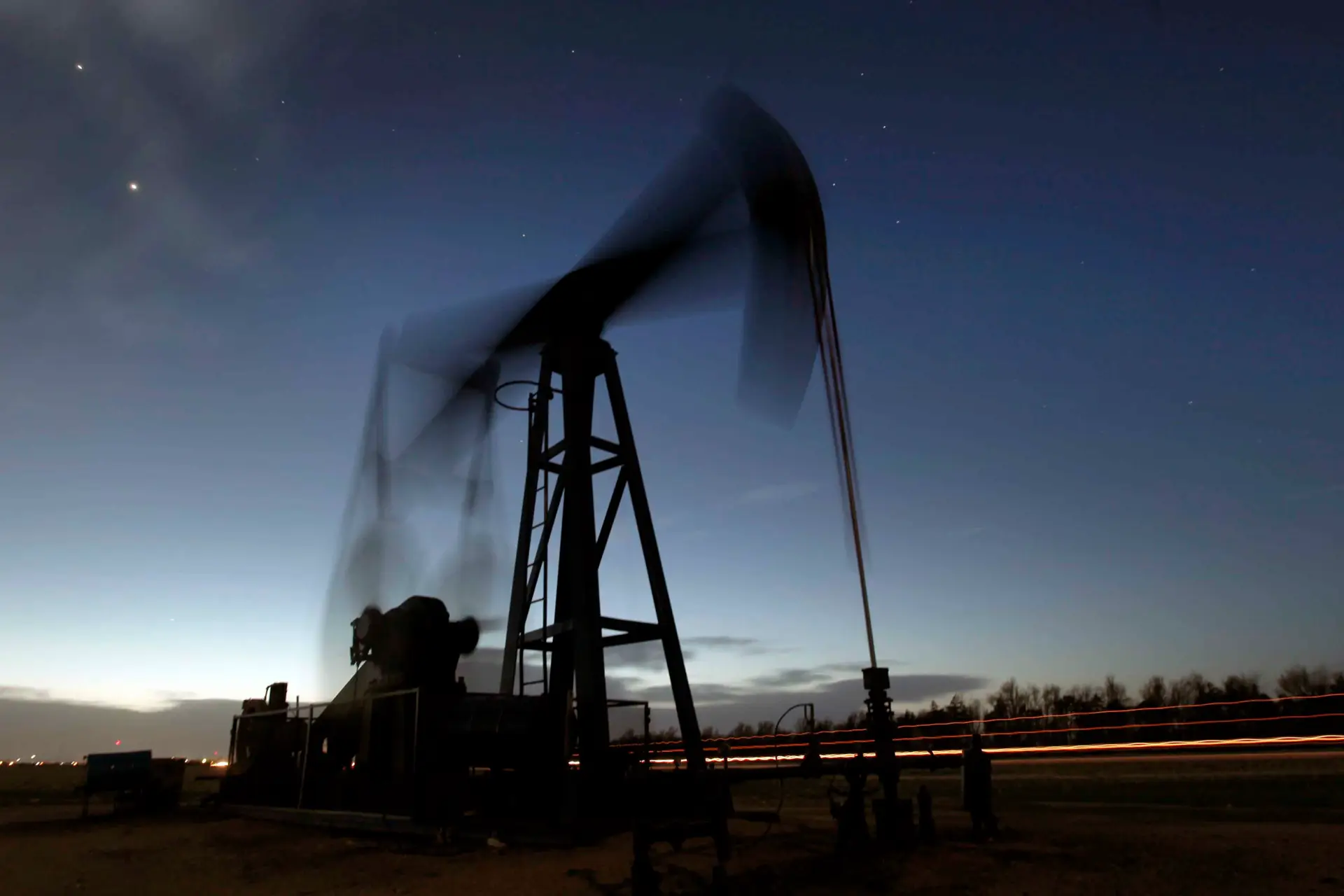 Bulgária solicita excusa do embargo ao petróleo russo