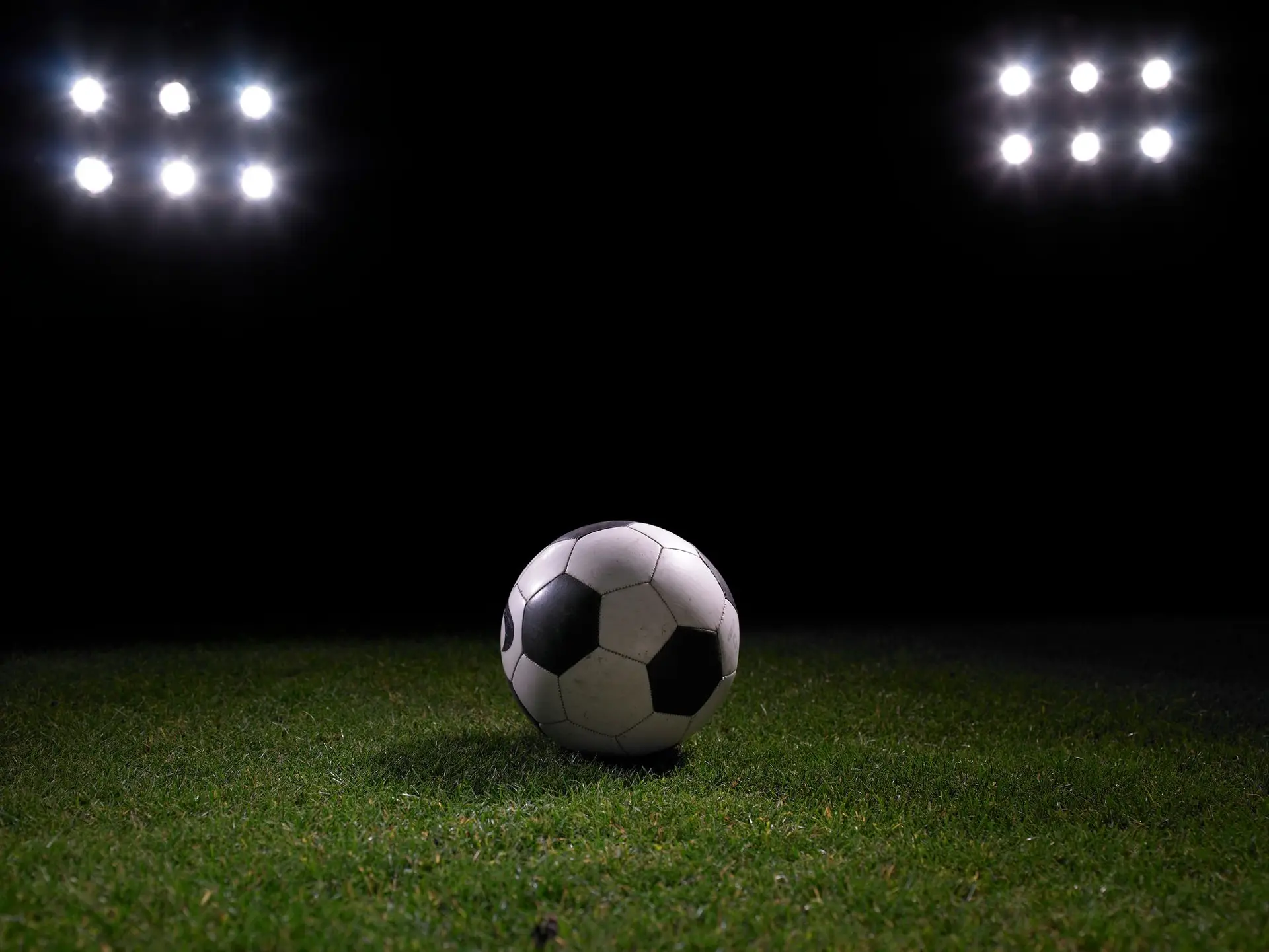 Balanço da Primeira Liga: nove clubes seguraram técnicos e só um caiu na segunda volta