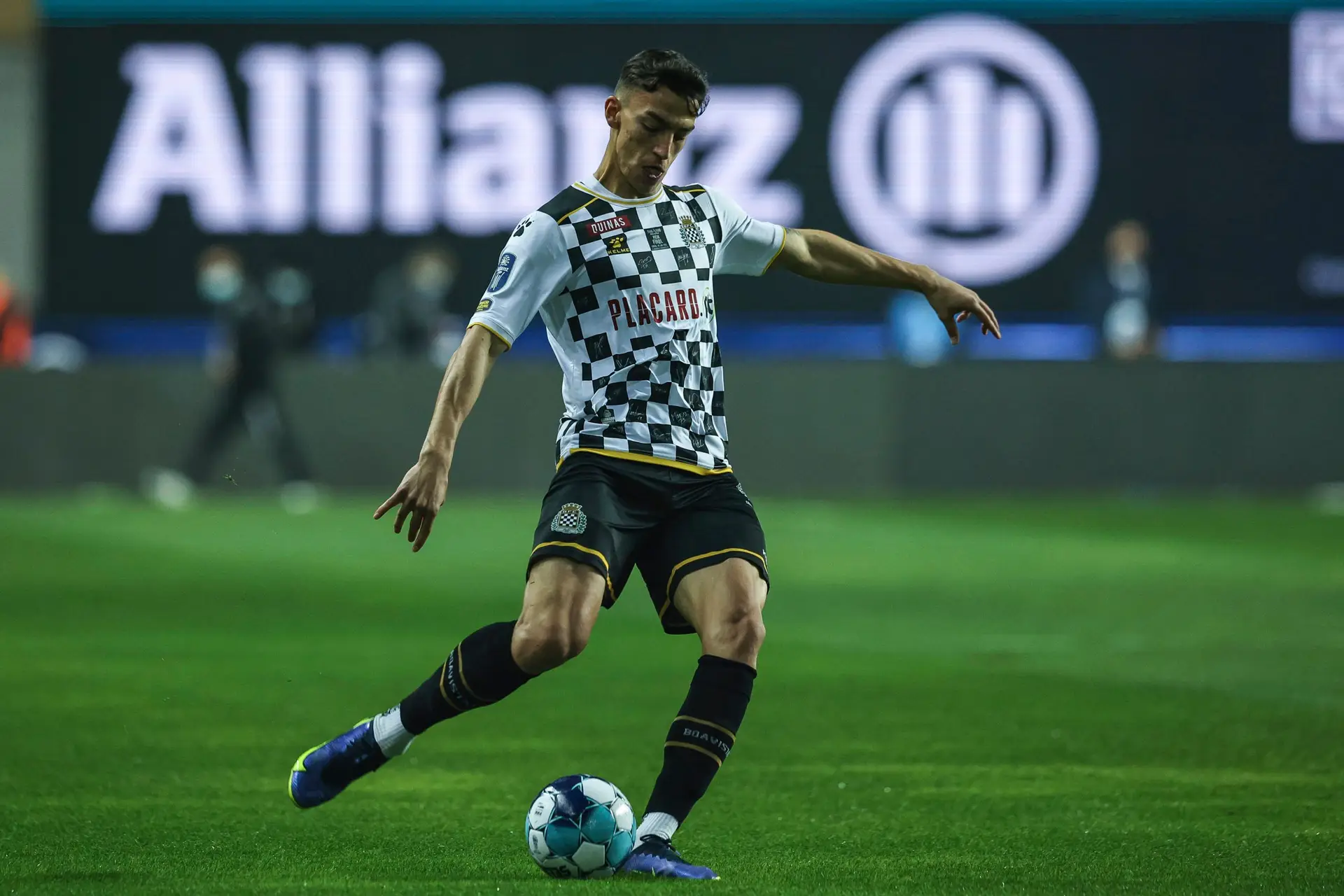 Avançado Petar Musa já é jogador do Benfica