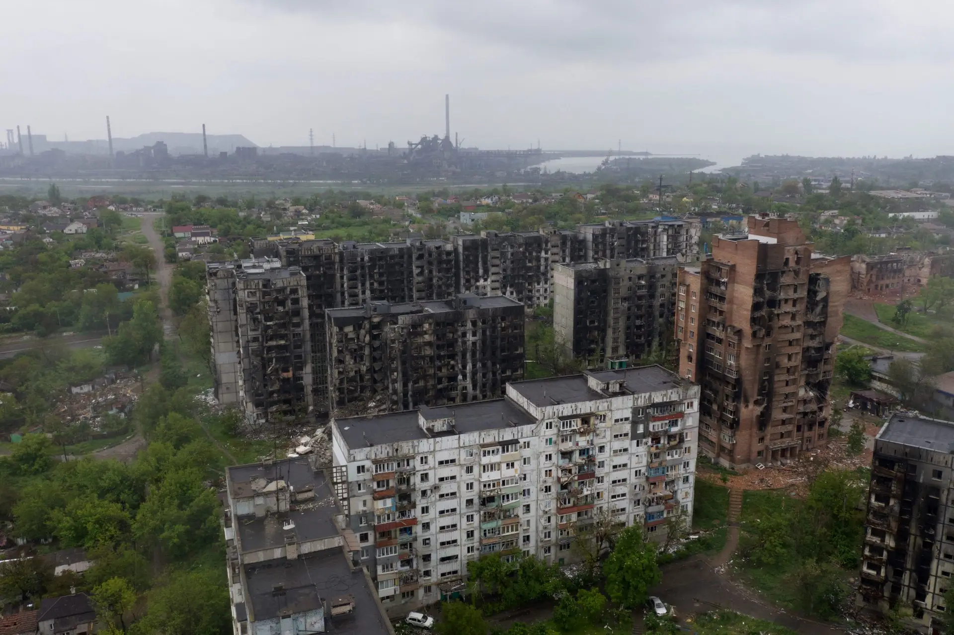 Moscovo planeia reconstruir cidades ucranianas sob controlo russo