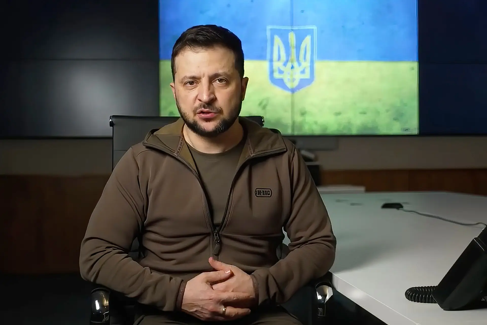 Zelensky eleito pessoa mais influente do ano pelos leitores da TIME