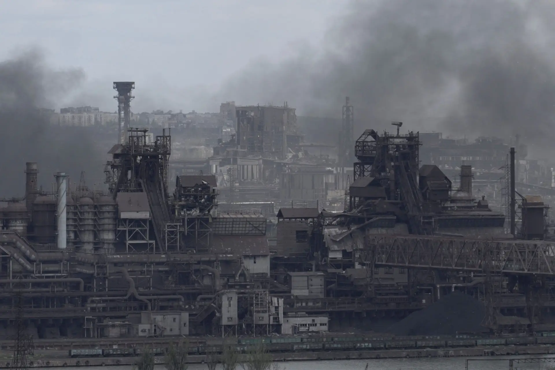 Azovstal: Rússia assegura tratamento hospitalar dos feridos