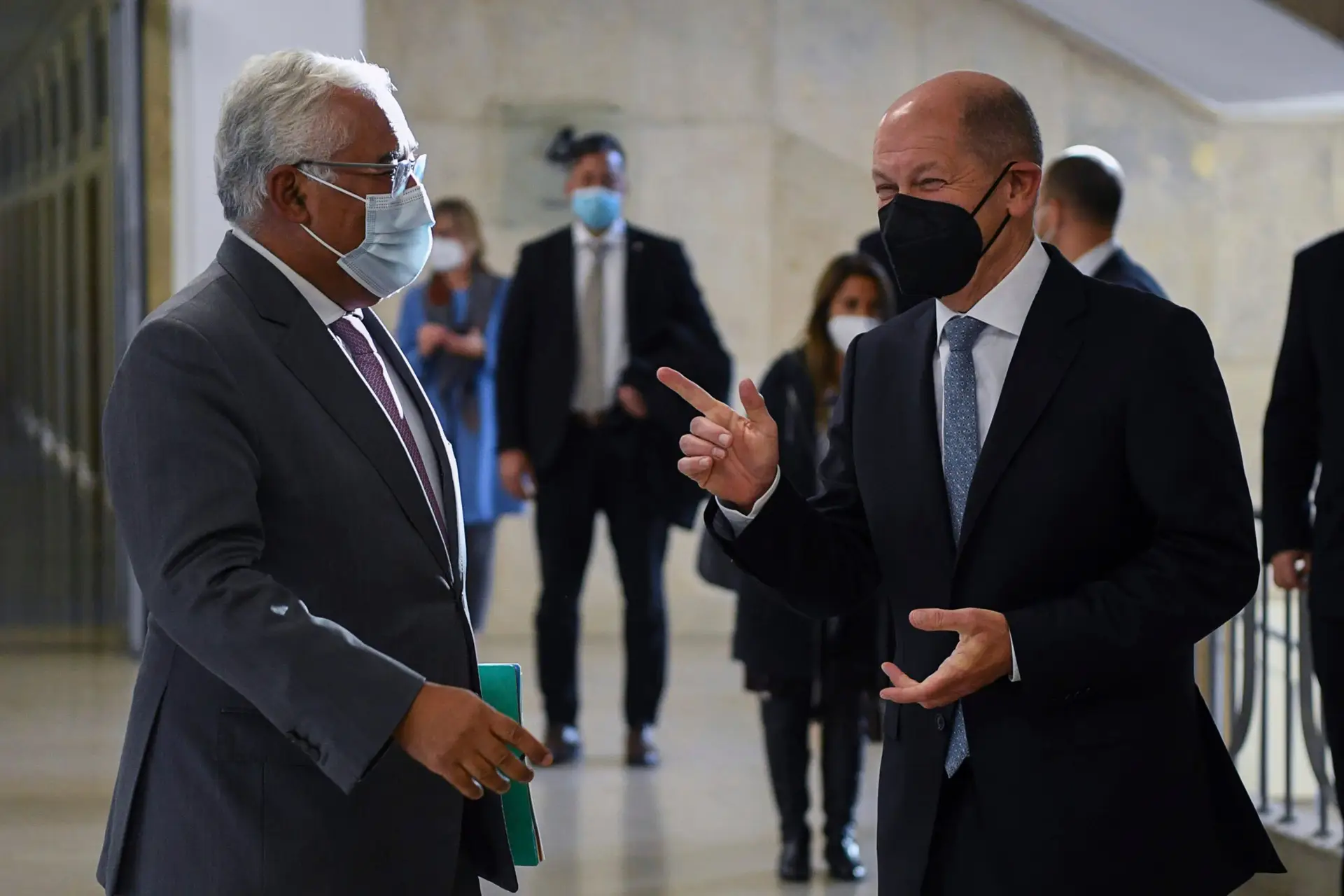 Costa desloca-se à Alemanha para inaugurar feira de Hannover com Scholz