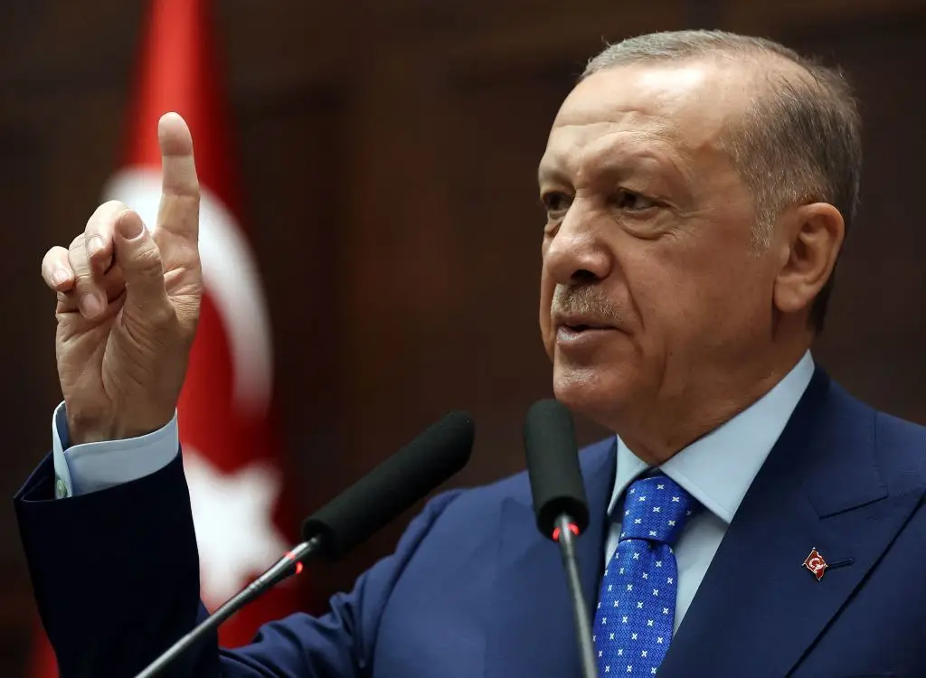 Turquia detém 53 funcionários públicos por suposta conspiração de golpe