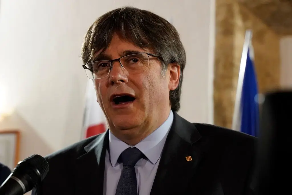 Justiça europeia devolve imunidade parlamentar a Puigdemont e a mais três eurodeputados independentistas catalães