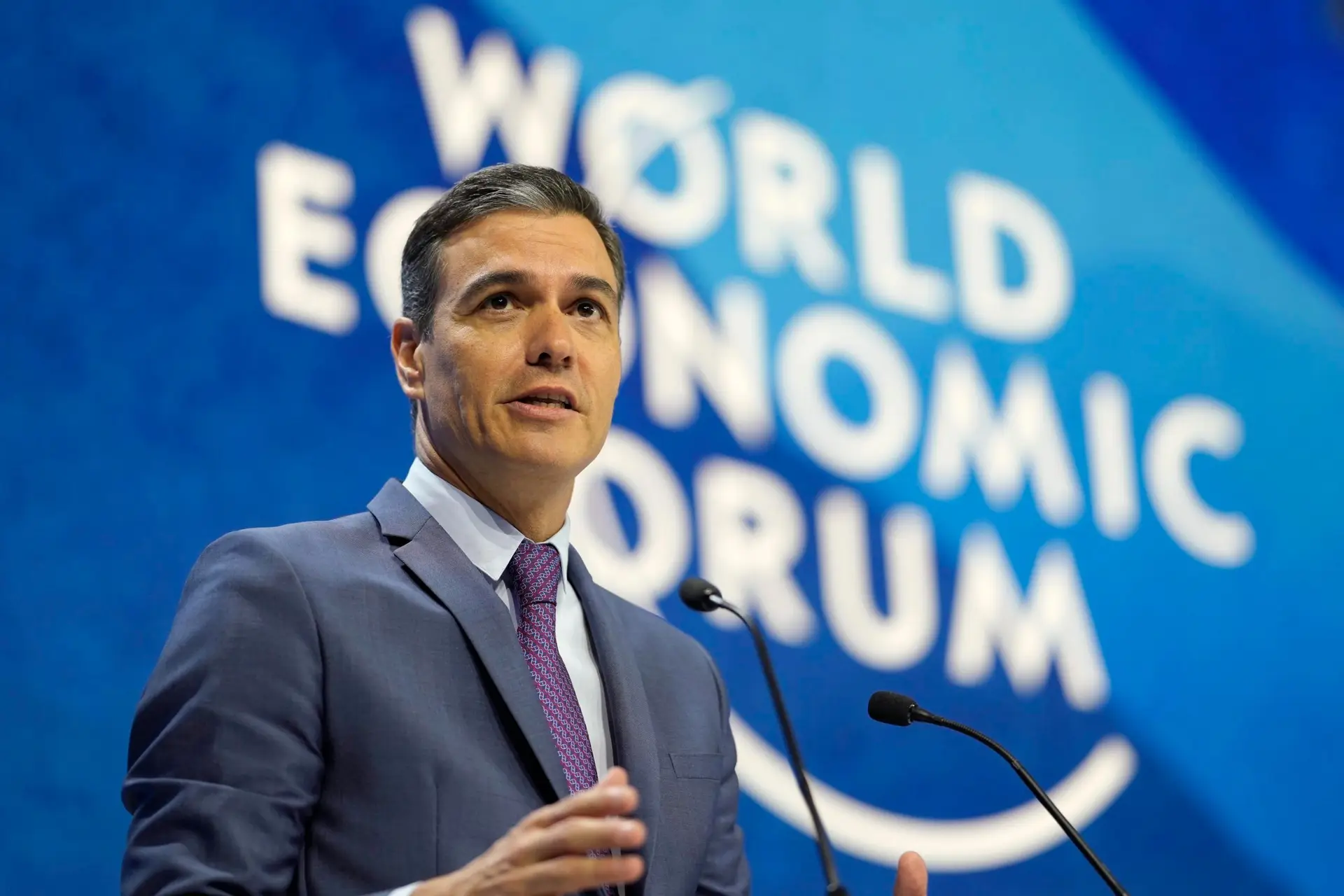 Pedro Sánchez revela que Suécia e Finlândia vão estar presentes na cimeira da NATO