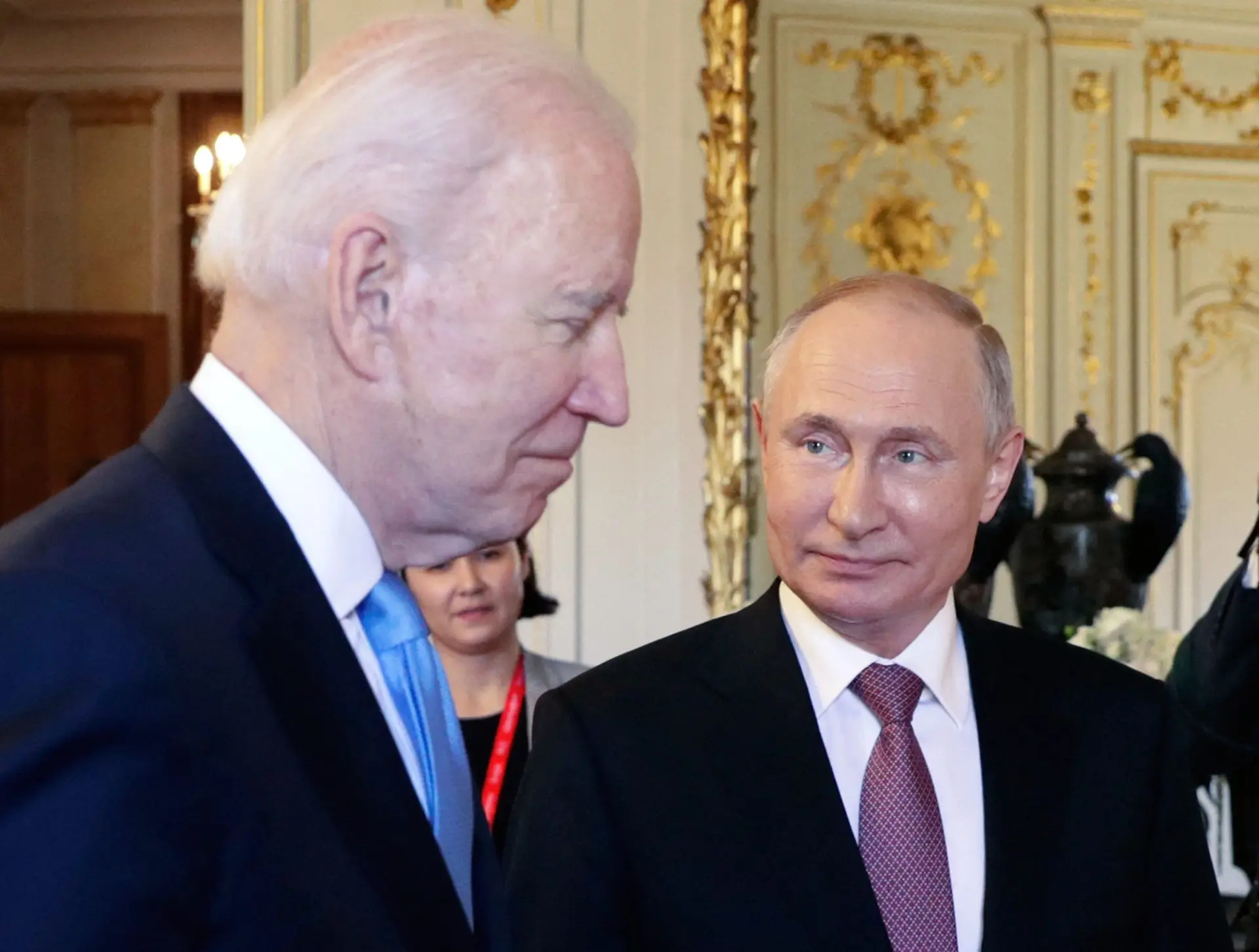 EUA acabam com exceção que permitia à Rússia pagar dívida em dólares