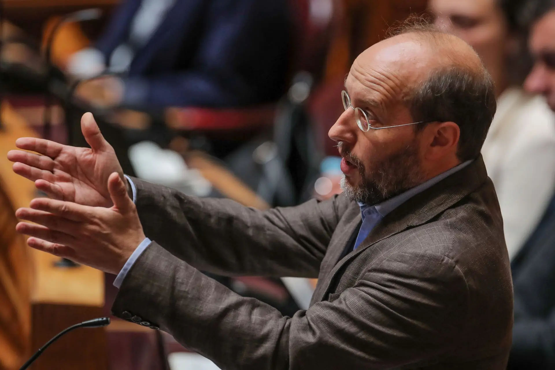 OE 2022: Parlamento confirma alargamento do subsídio de desemprego a vítimas de violência doméstica