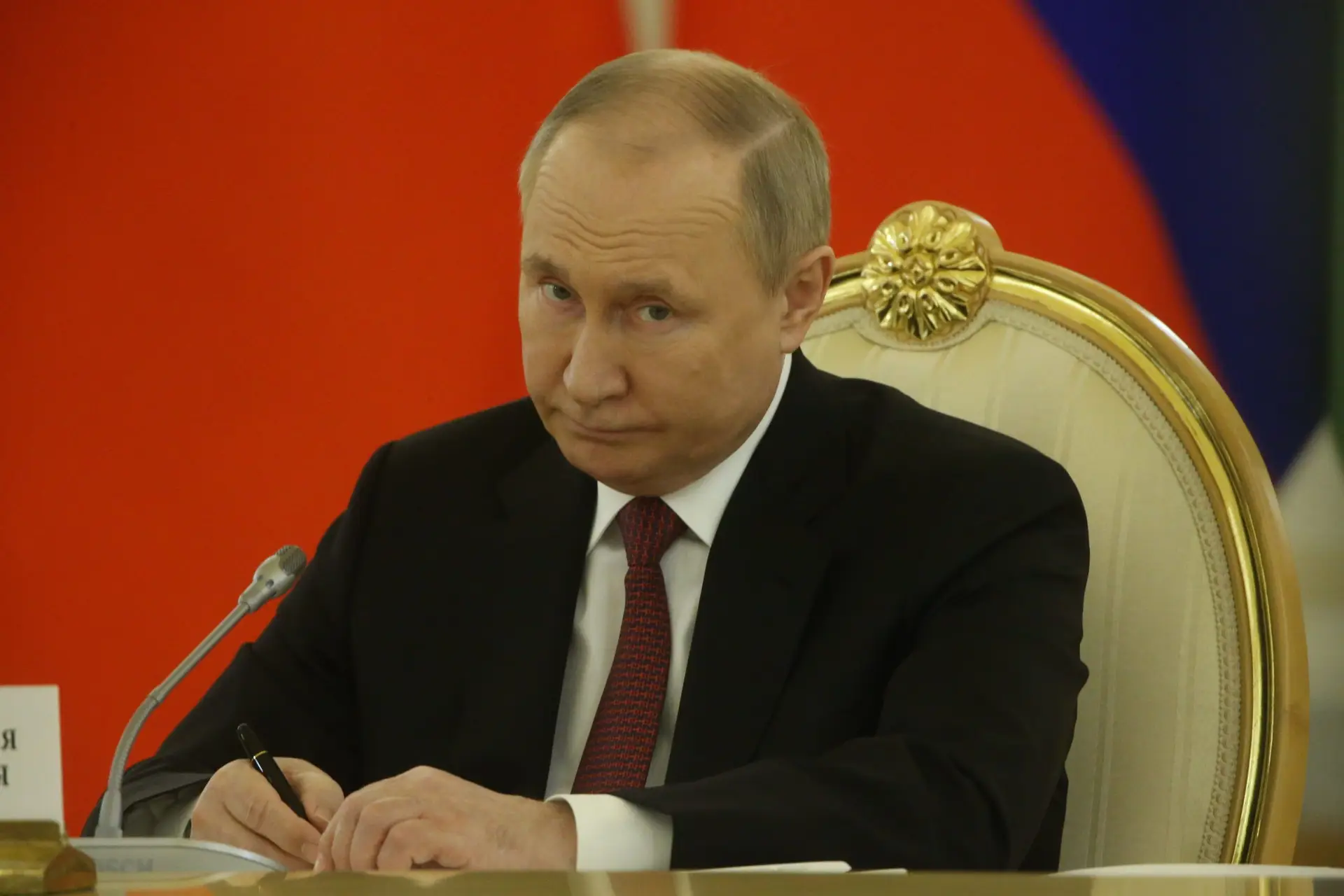 Putin poderá ajudar a “superar a crise alimentar” se as sanções forem levantadas