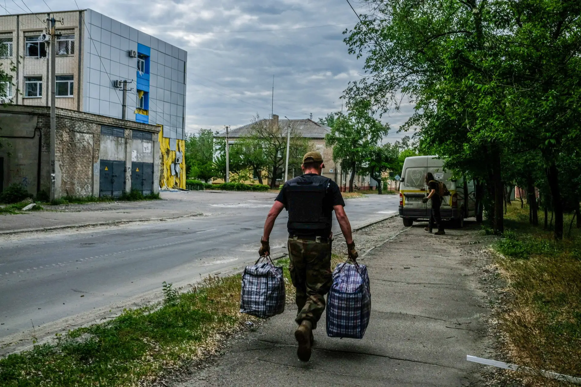 Severodonetsk resiste, apesar de líder checheno afirmar conquista russa