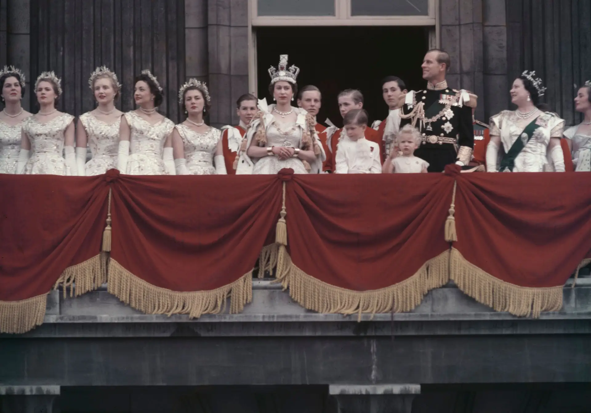 Novo documentário sobre Rainha Isabel II com imagens inéditas
