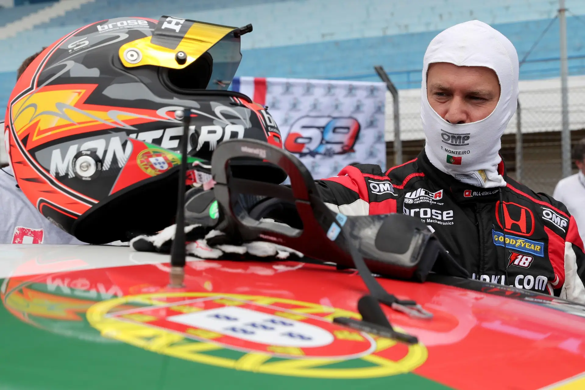 Tiago Monteiro elogia regresso da Fórmula 1 a Portugal: "São excelentes notícias"