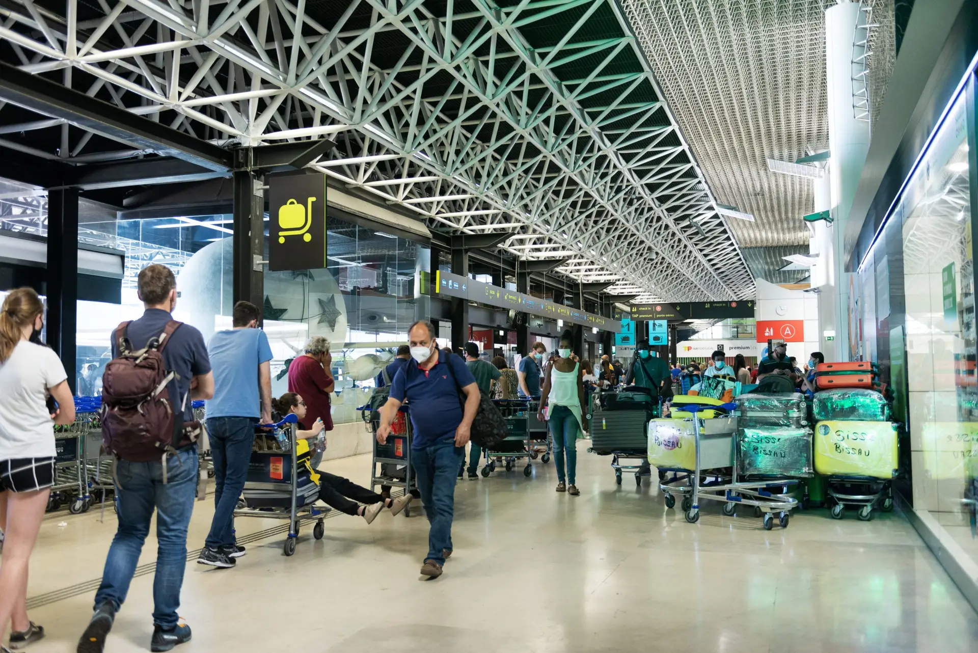 Situação normalizada no Aeroporto de Lisboa, após fim de plenário do SEF