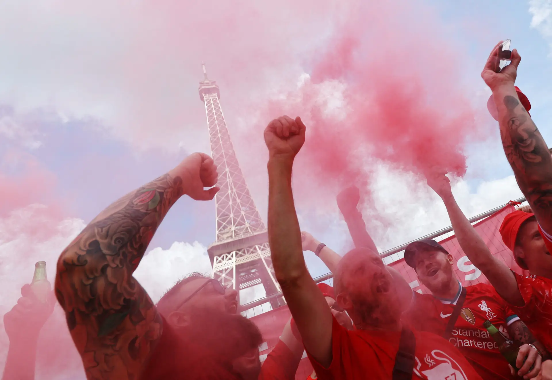 Final da Champions: ministra francesa acusa Liverpool de ter deixado “adeptos à solta”