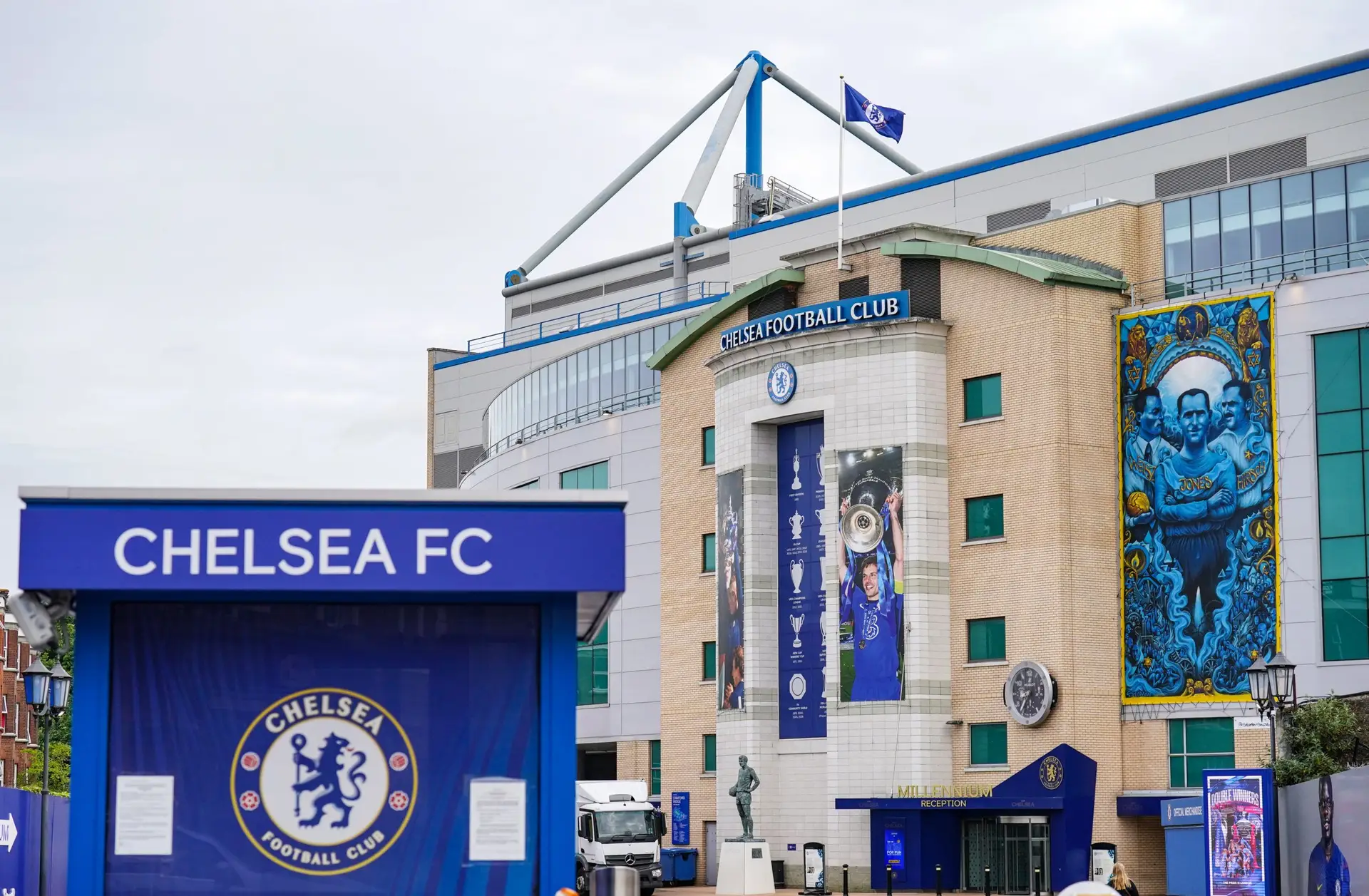 Oficial: Chelsea já tem um novo dono