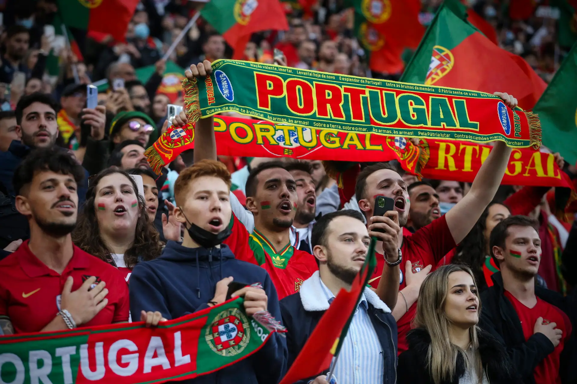 Há 10 anos que Portugal não perde com Espanha. Hoje basta repetir