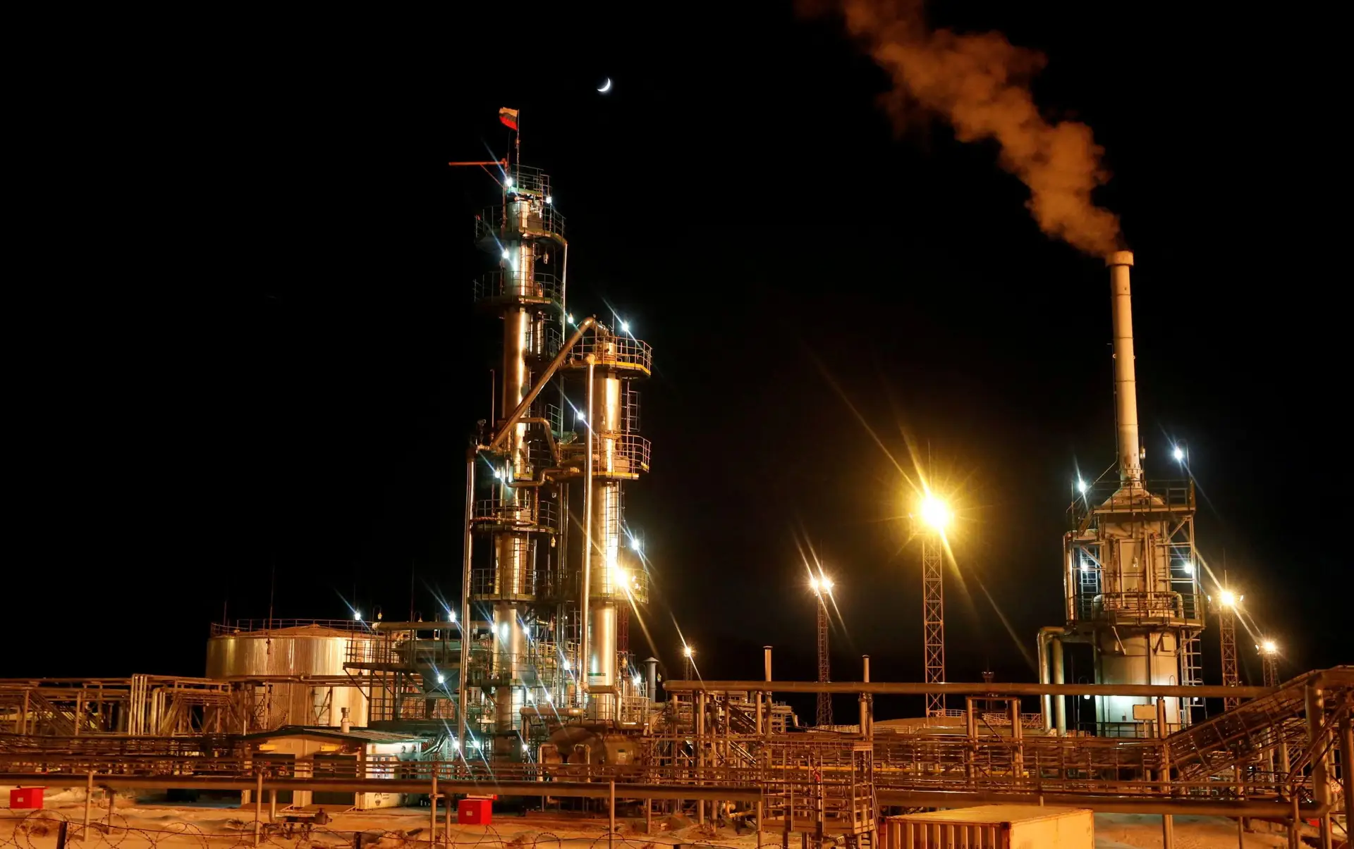 Rússia prevê que Europa sofra escassez de petróleo devido a embargo