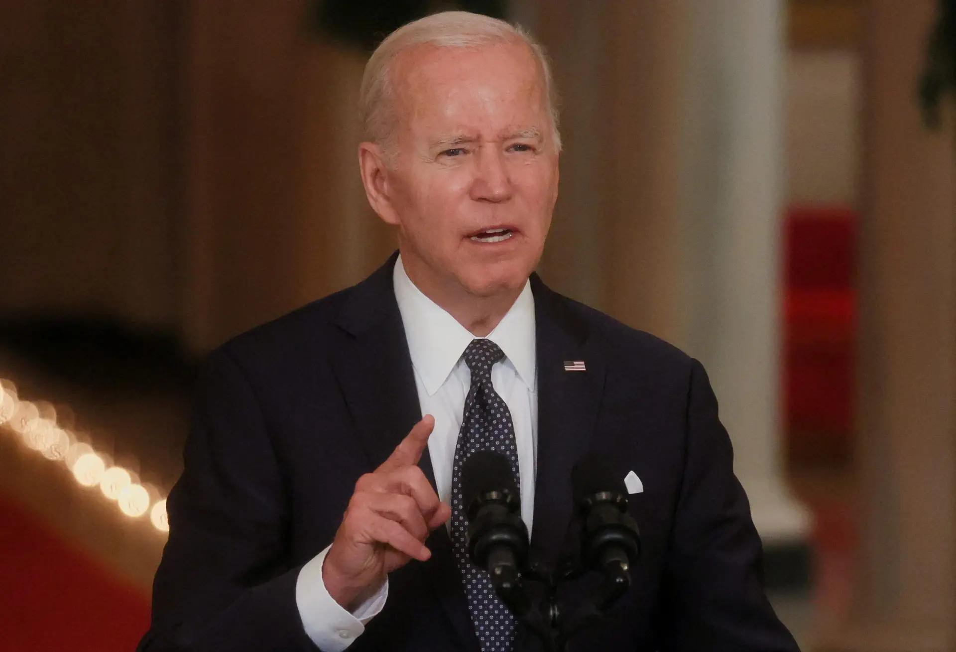 Controlo de armas: Biden diz que já chega de tantas mortes e pede leis mais rígidas  