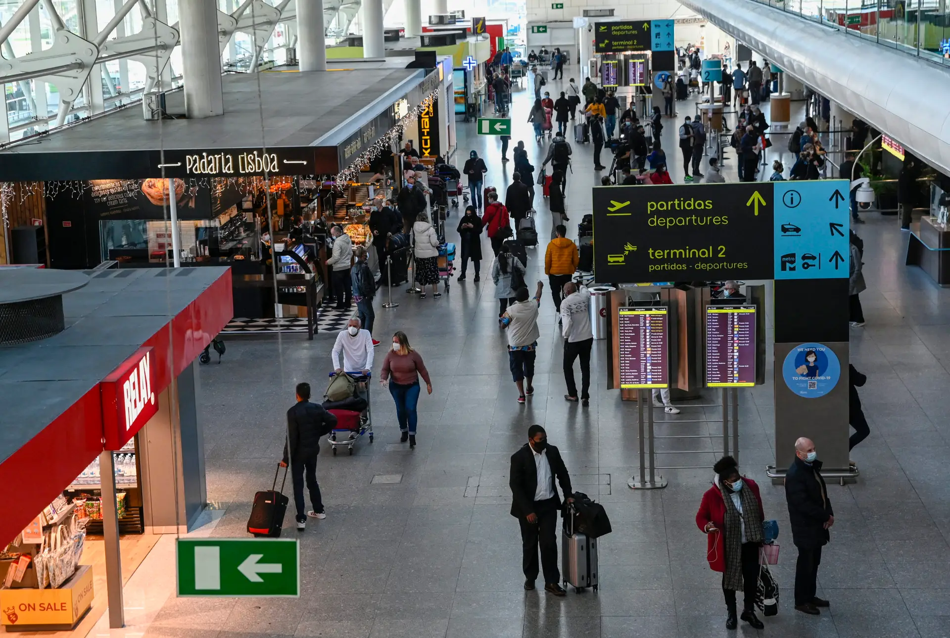 Viagens aéreas: TAP, SEF e ANA Aeroportos preveem verão caótico