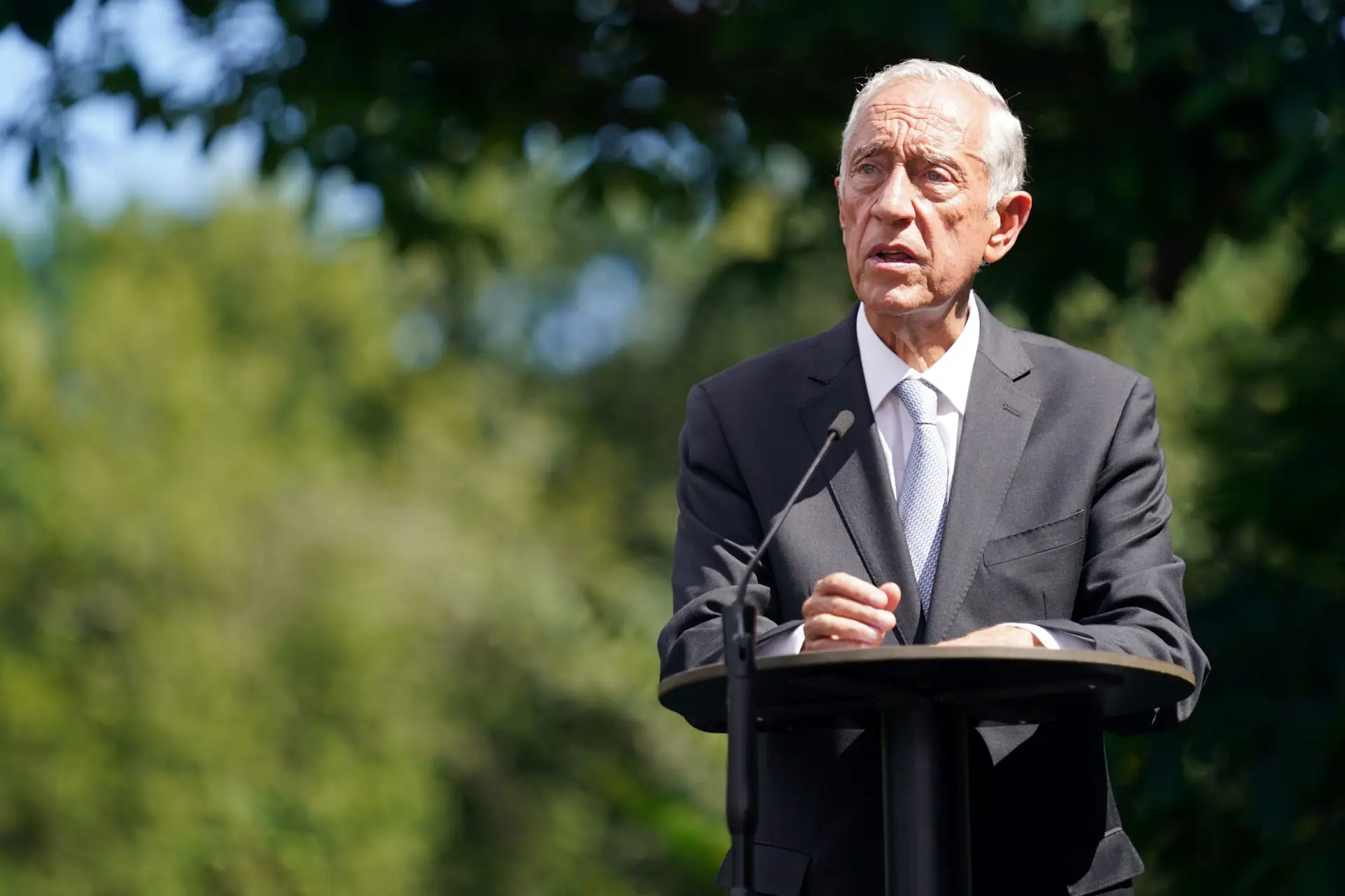10 Junho: Marcelo concorda com insatisfação de portugueses com consulados