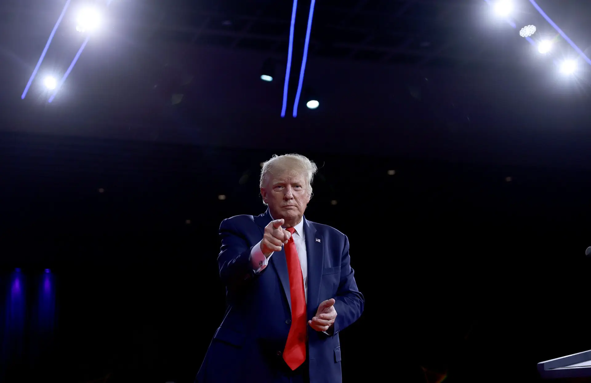 Ataque ao Capitólio: testemunhas dizem que Trump “desligou-se da realidade”‘ por causa das eleições