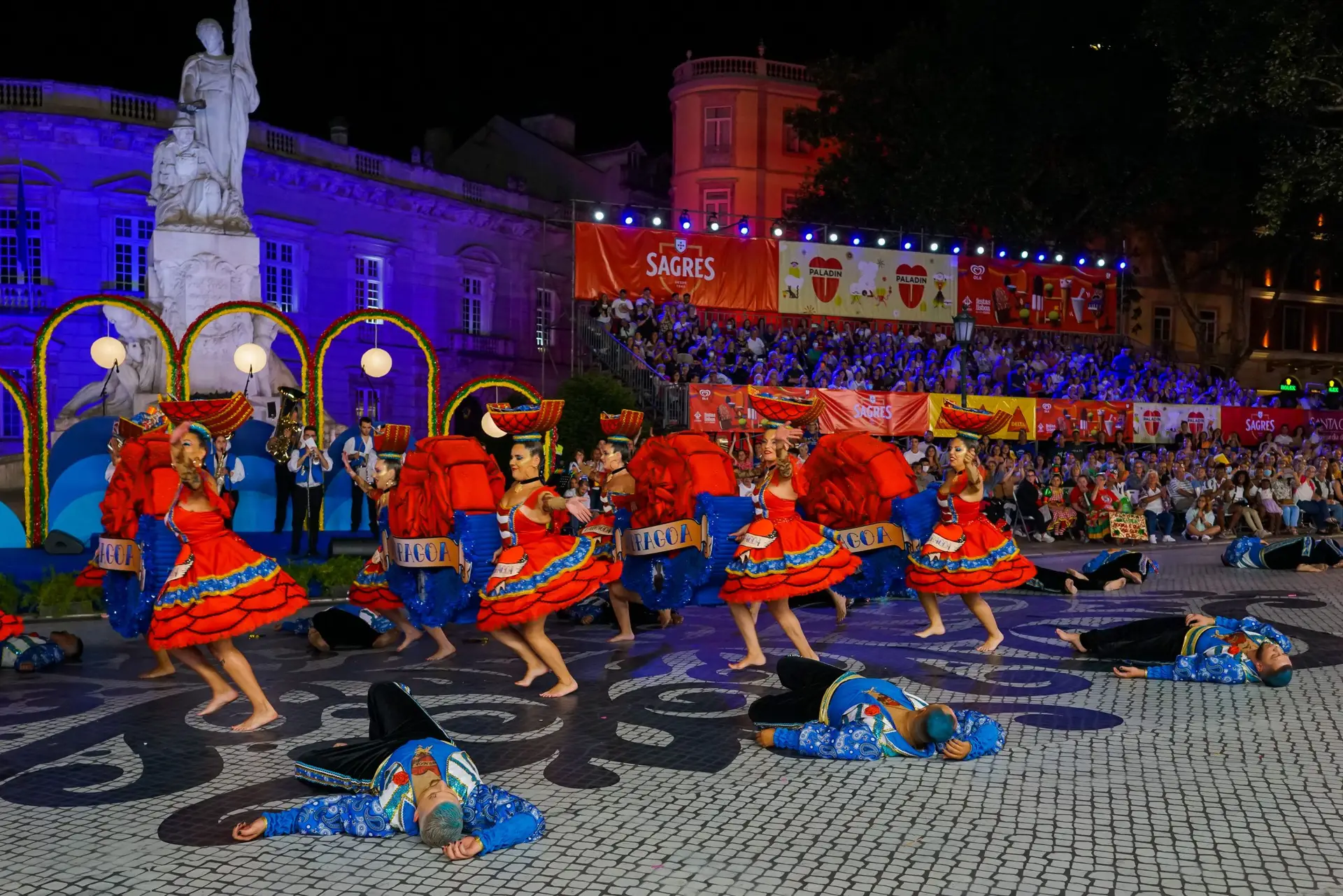 Madragoa vence Marchas Populares de Lisboa SIC Notícias