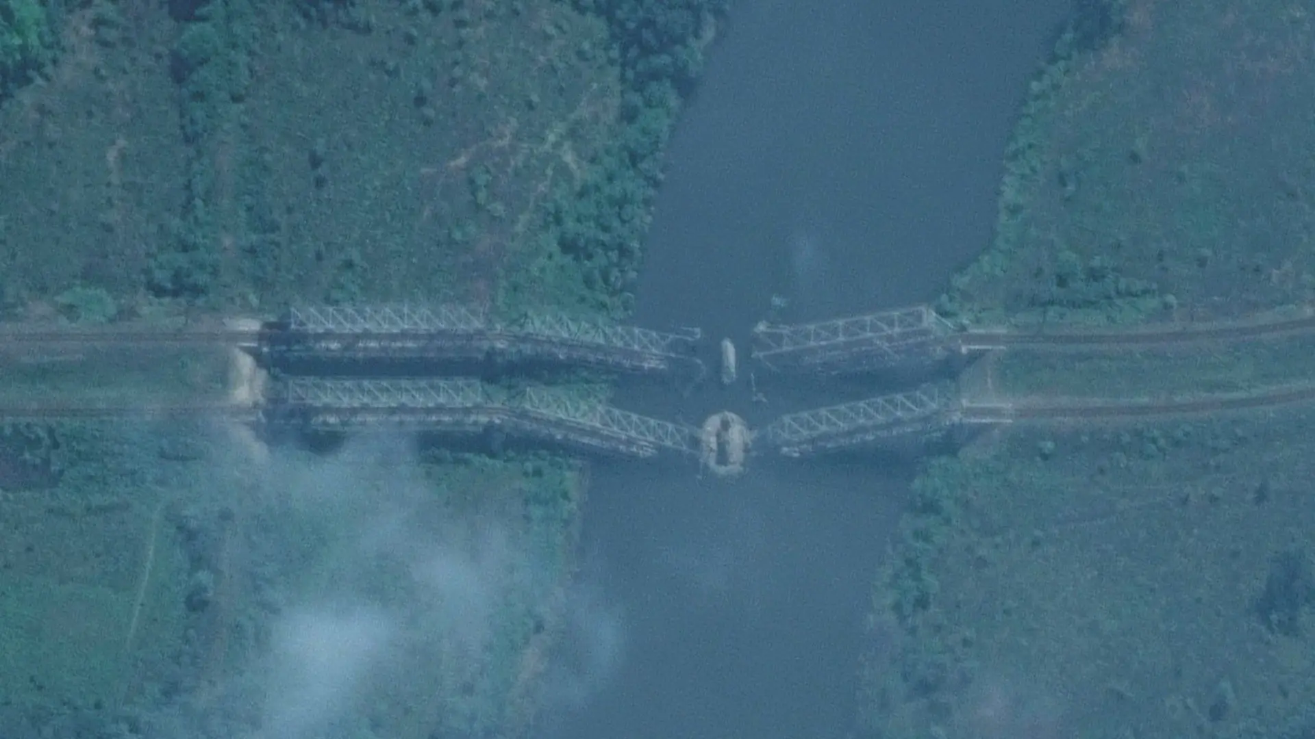 Rússia isola Severodonetsk: imagens de satélite mostram o que resta das pontes destruídas