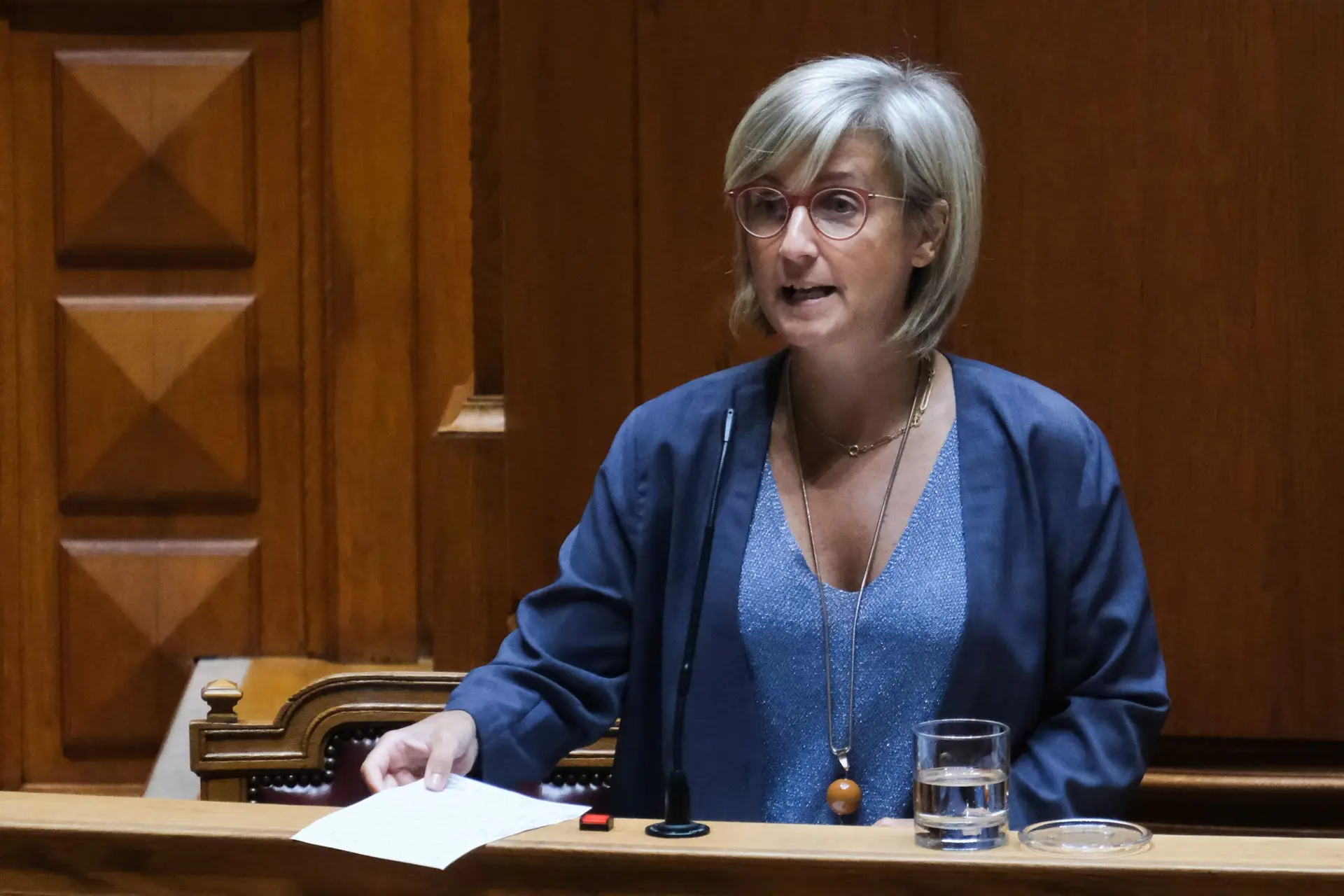 Urgências encerradas: ministra da Saúde diz que não vai explorar óbitos 