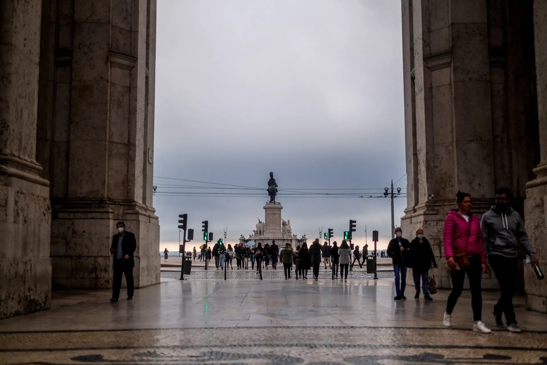 Batidos recordes de mortalidade em quase metade dos dias de julho