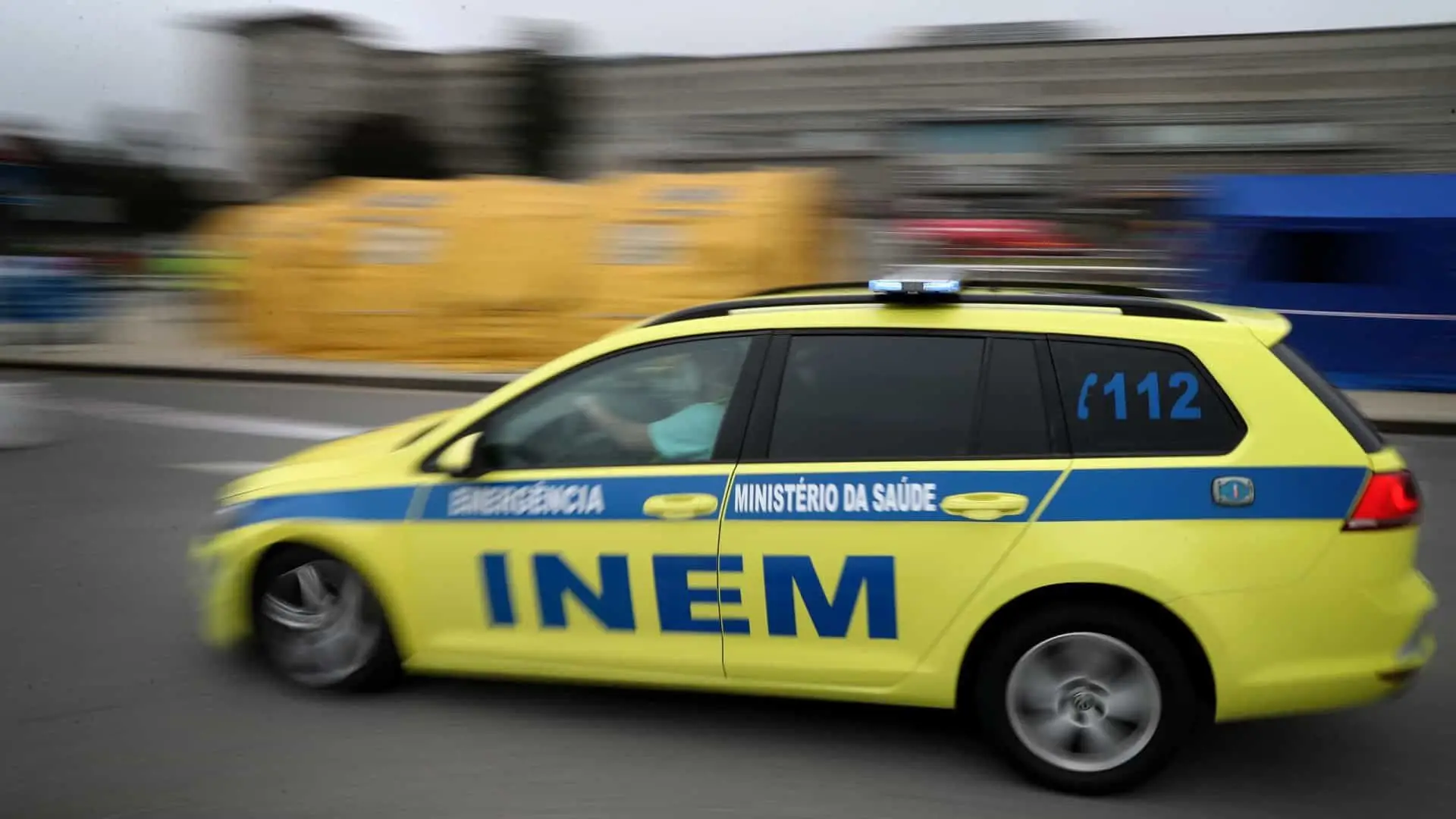 "Condução imprudente": VMER a "alta velocidade" no Hospital do Barreiro para "espécie de celebração do Dia da Criança"