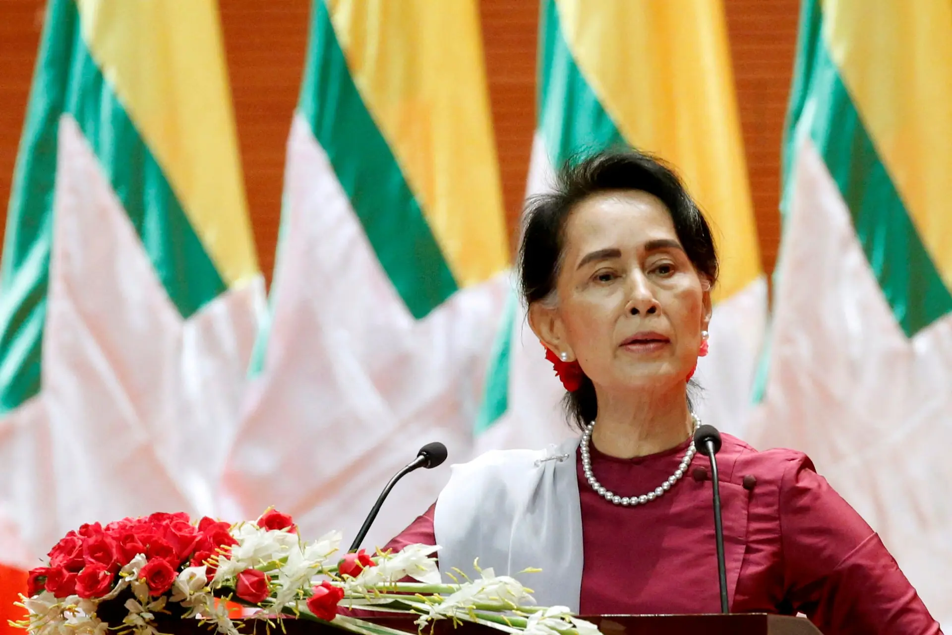 Ex-dirigente de Myanmar transferida para prisão na capital do país