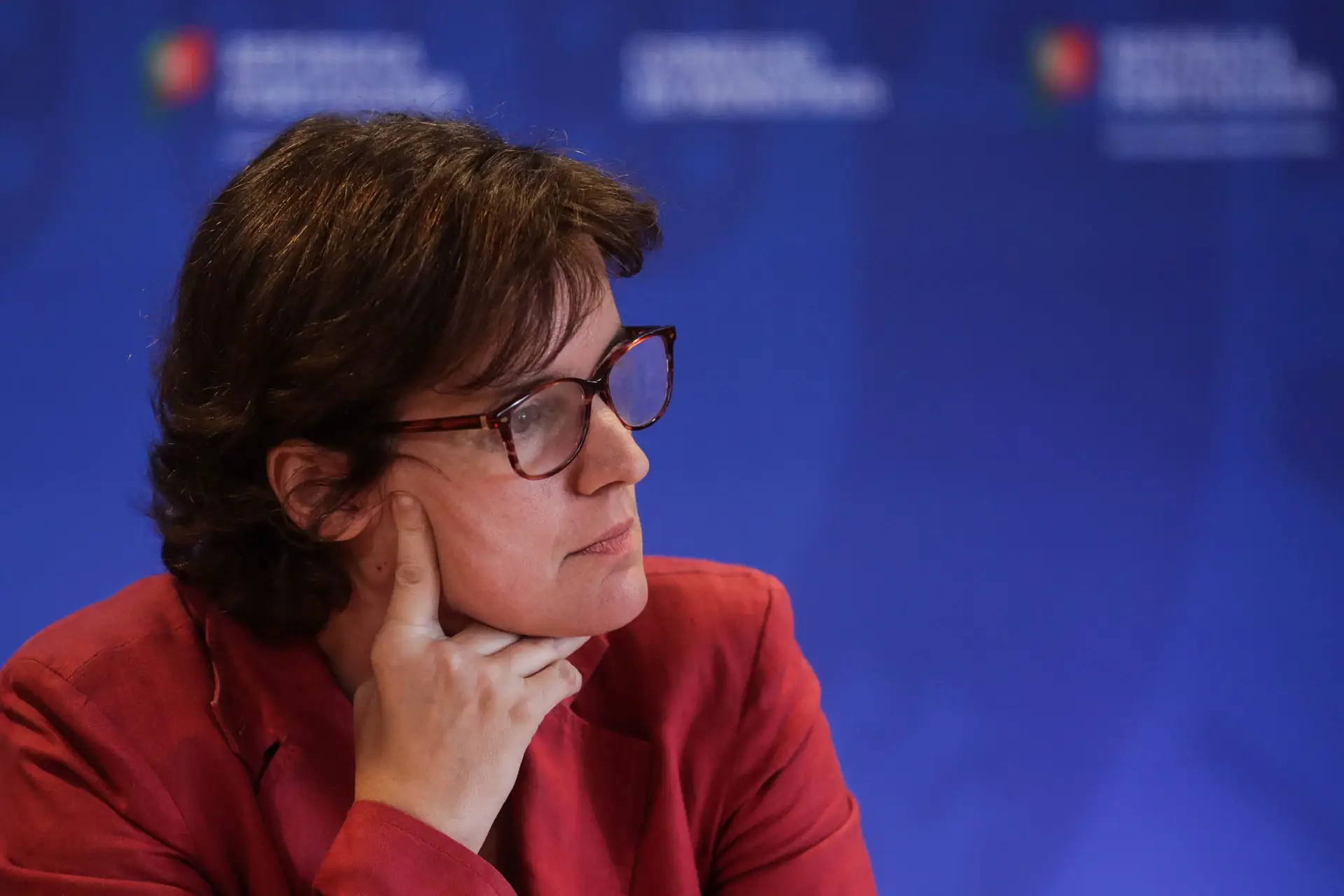 Governo aprova verbas para SIRESP para garantir serviço público até final do ano