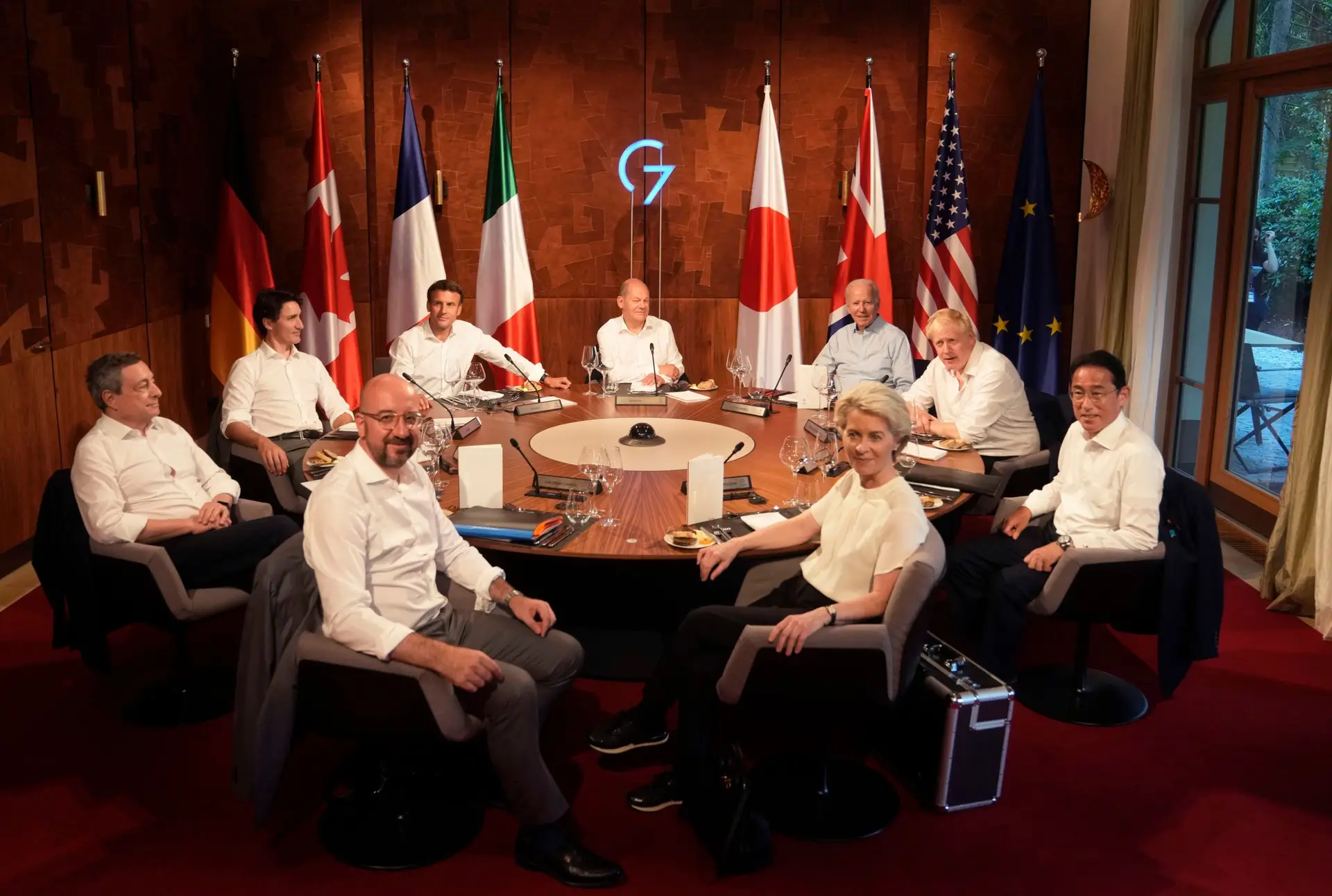 “Temos de mostrar os nossos peitorais”: líderes do G7 “gozam” com Vladimir Putin 