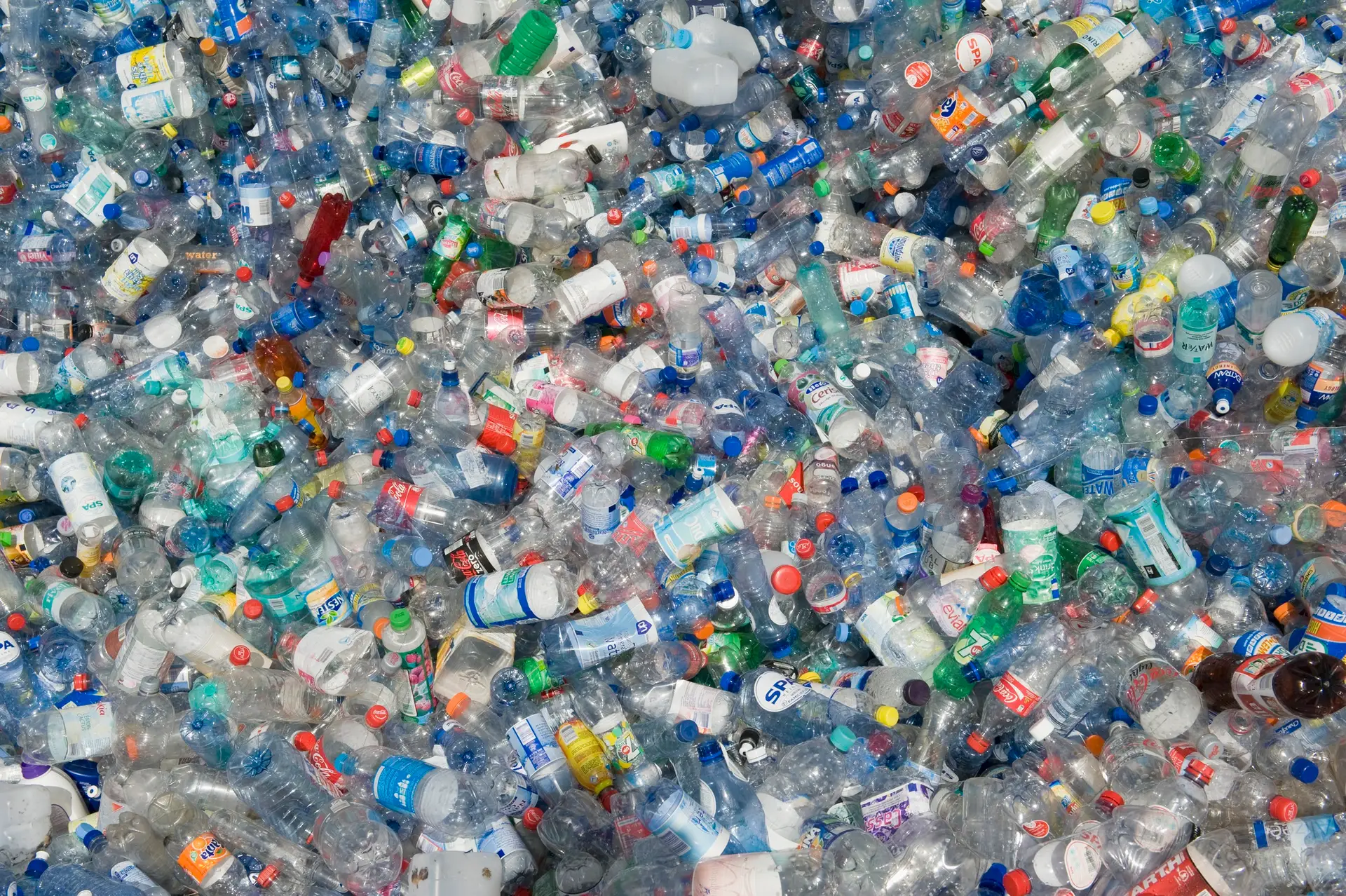 A reciclagem de plástico não está a resultar – 15 coisas que pode fazer pelo ambiente