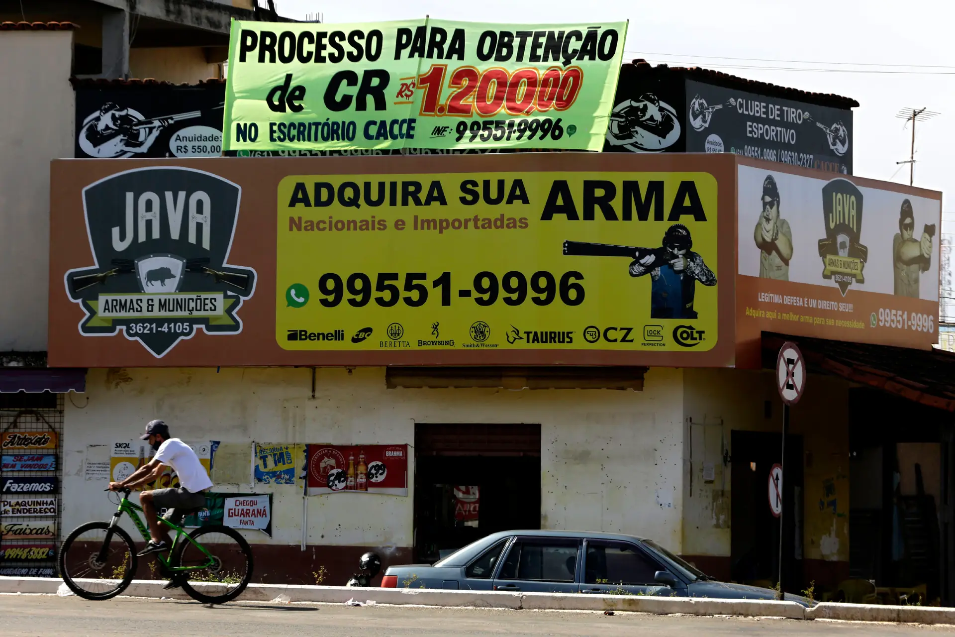 Aumento exponencial de armas no Brasil provoca riscos no processo eleitoral
