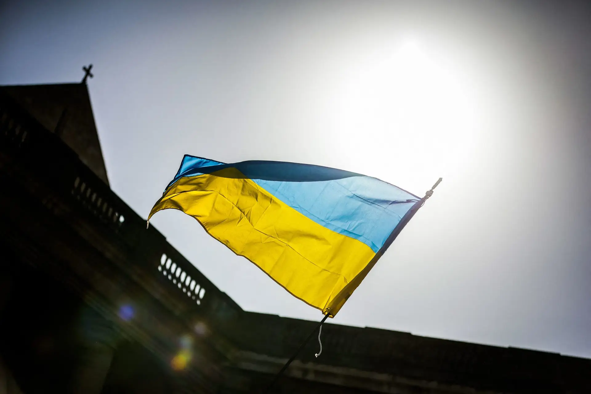 Kiev e Moscovo denunciam grande explosão em Zaporíjia