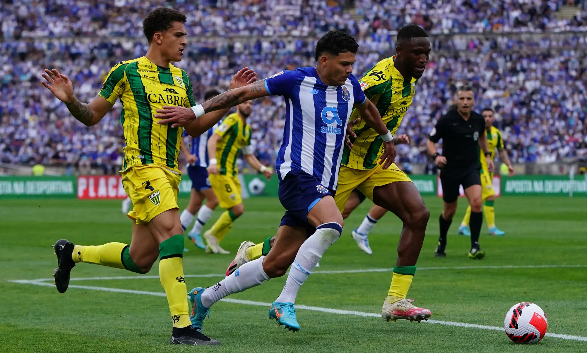 Já se sabe quando e onde vai ser disputada a Supertaça entre FC Porto e Tondela