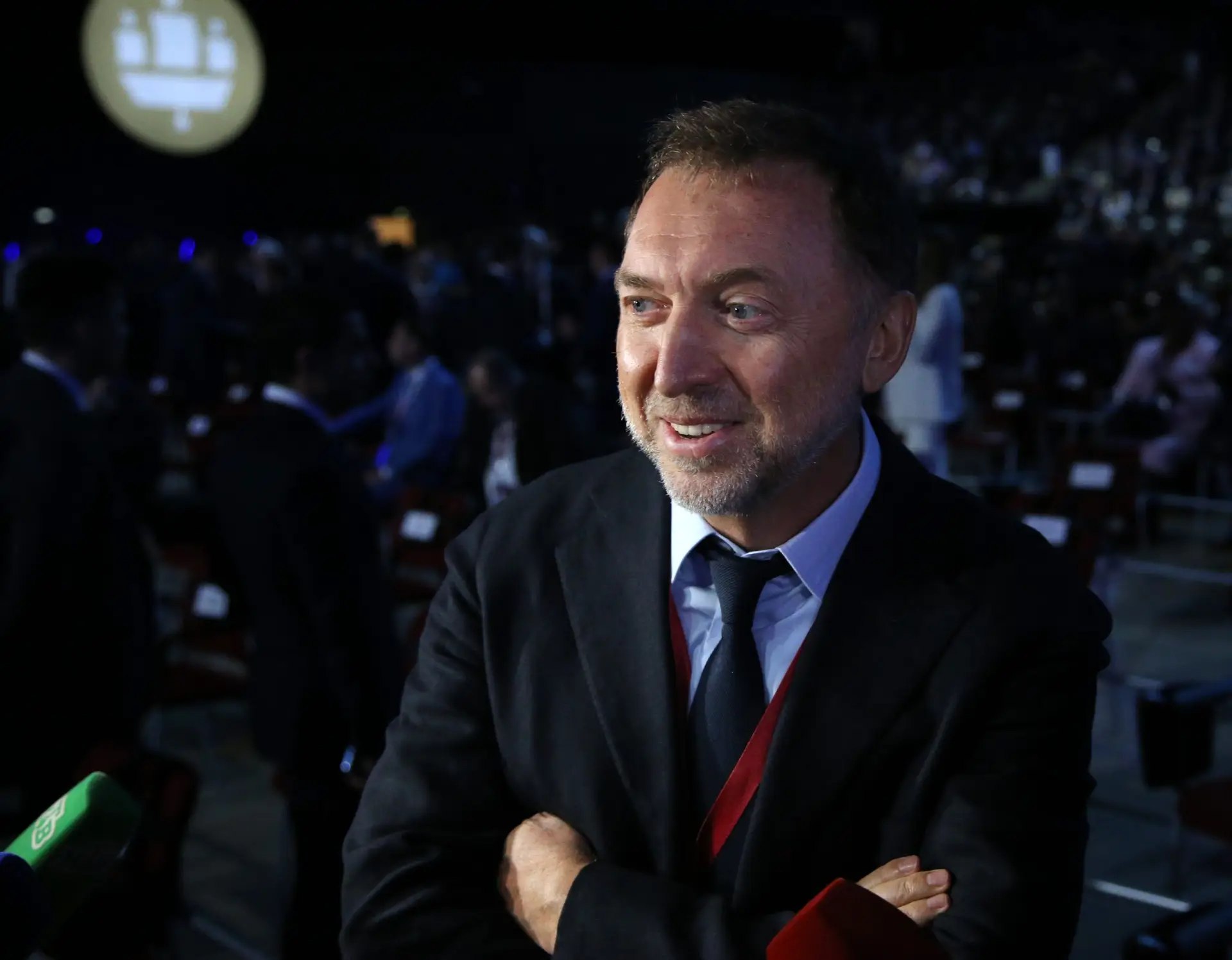 Oligarca russo considera “erro colossal” a “guerra” movida pelo Kremlin