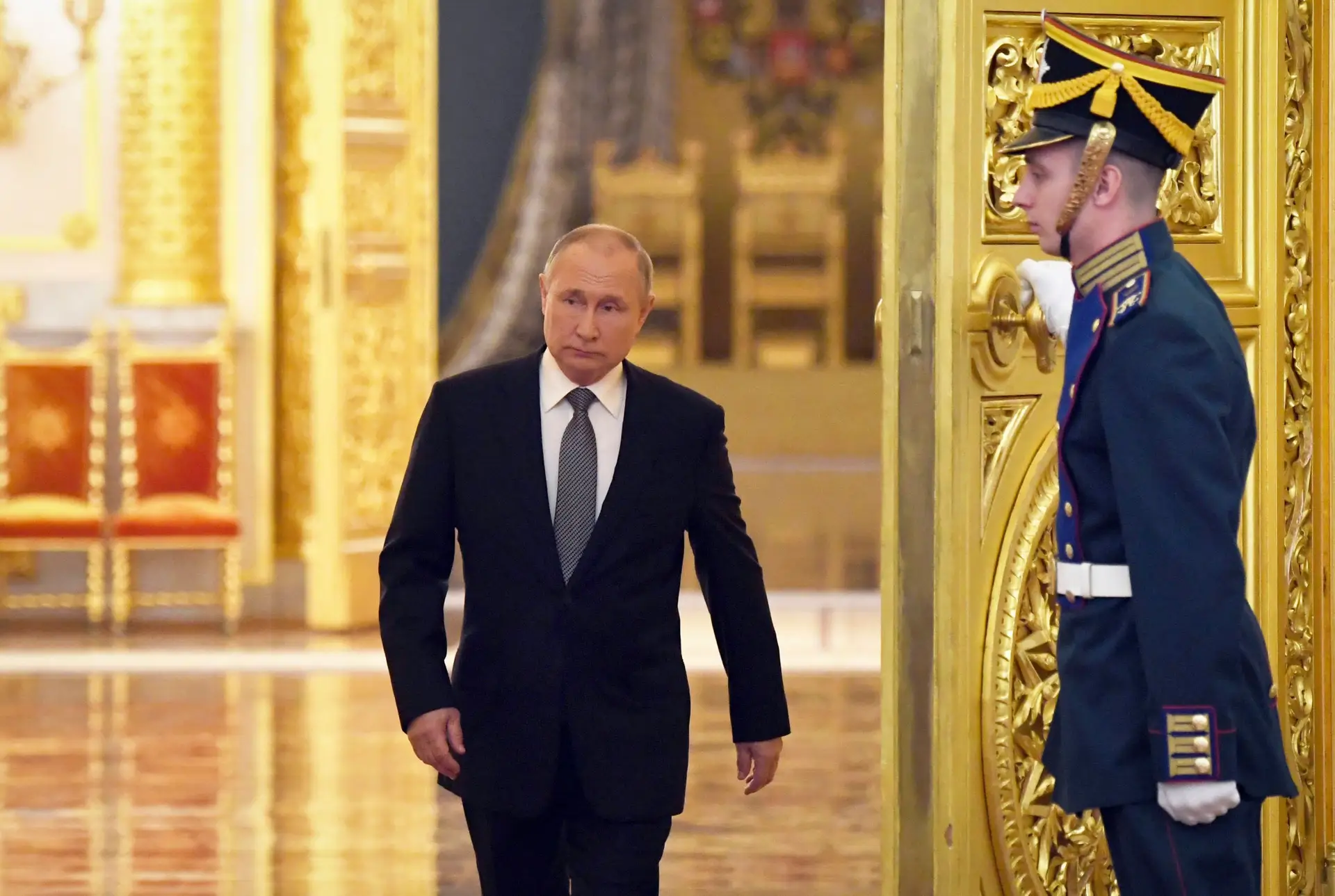 Putin diz que adesão de Finlândia e Suécia à NATO “não é problema” para a Rússia